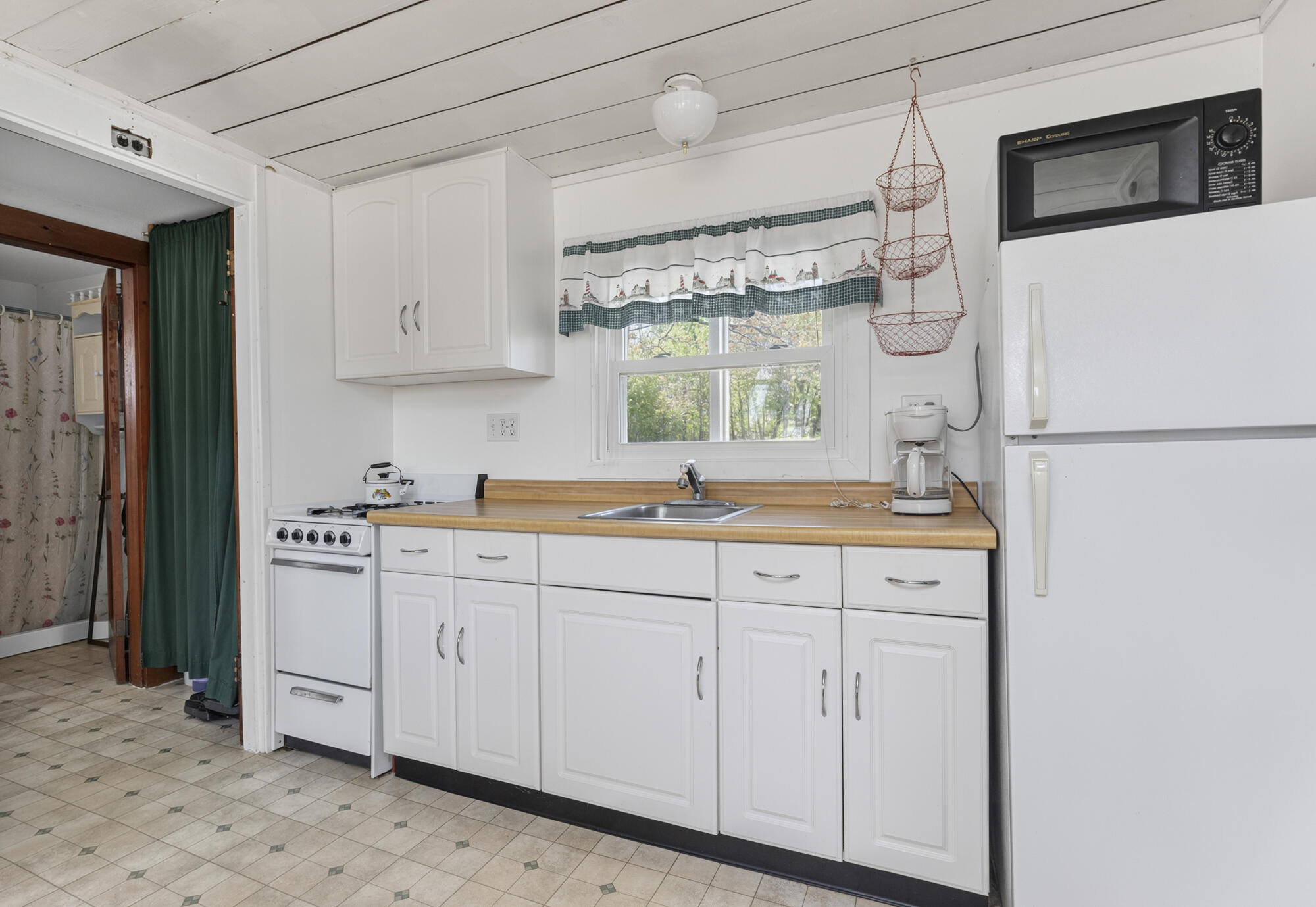 84 Stovers Point Road Property Photo 13