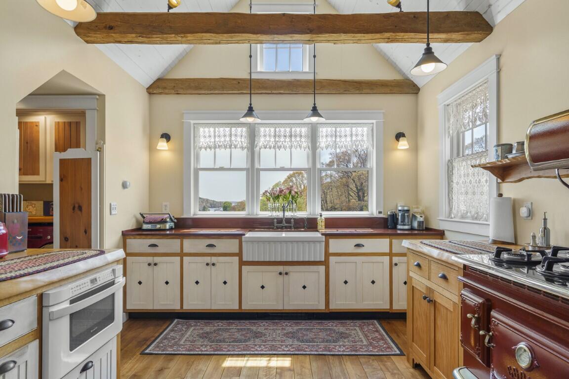 165 Ocean Point Road Property Photo 8