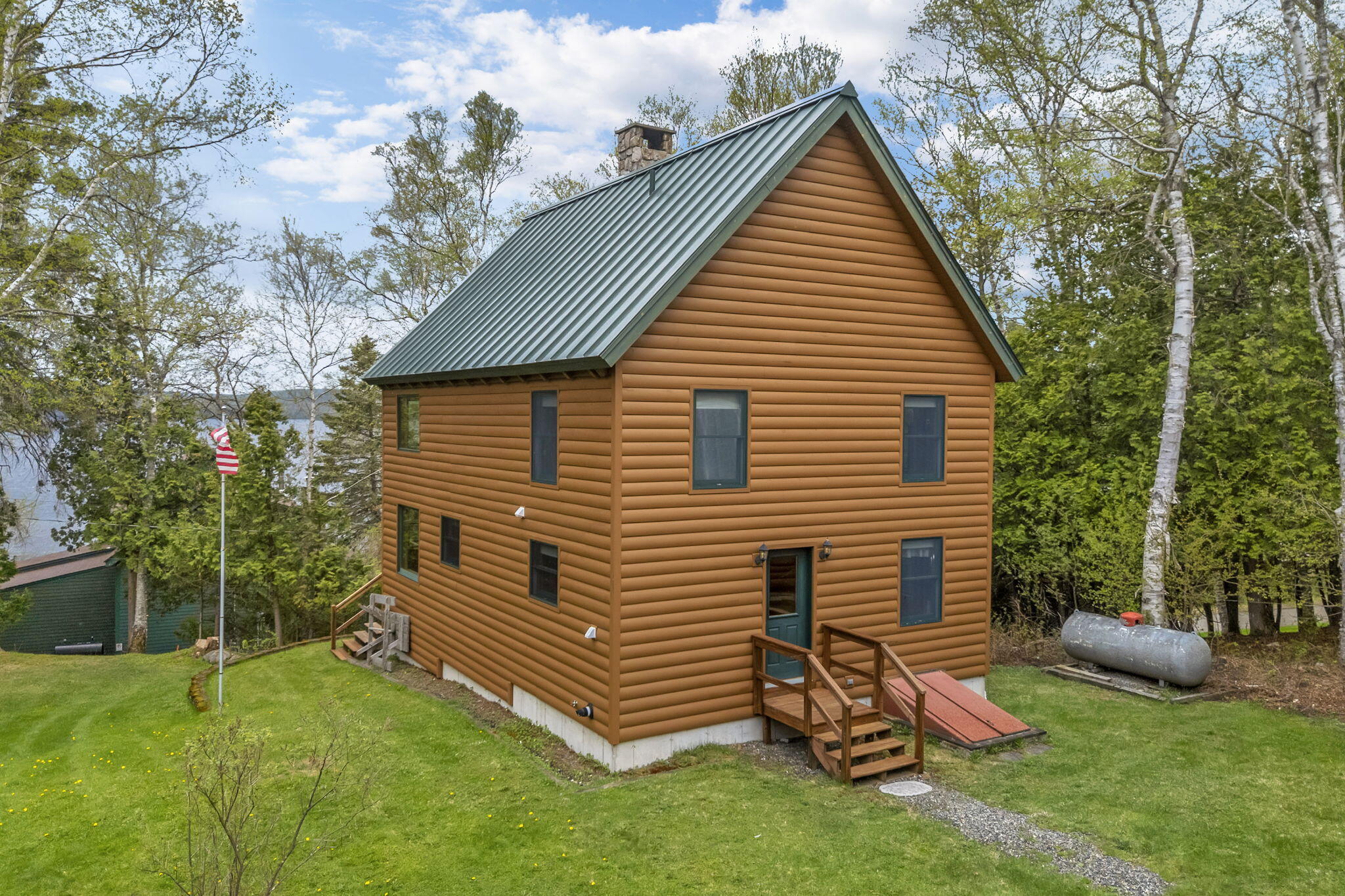 110 Lakeside Lodges Road Property Photo 3