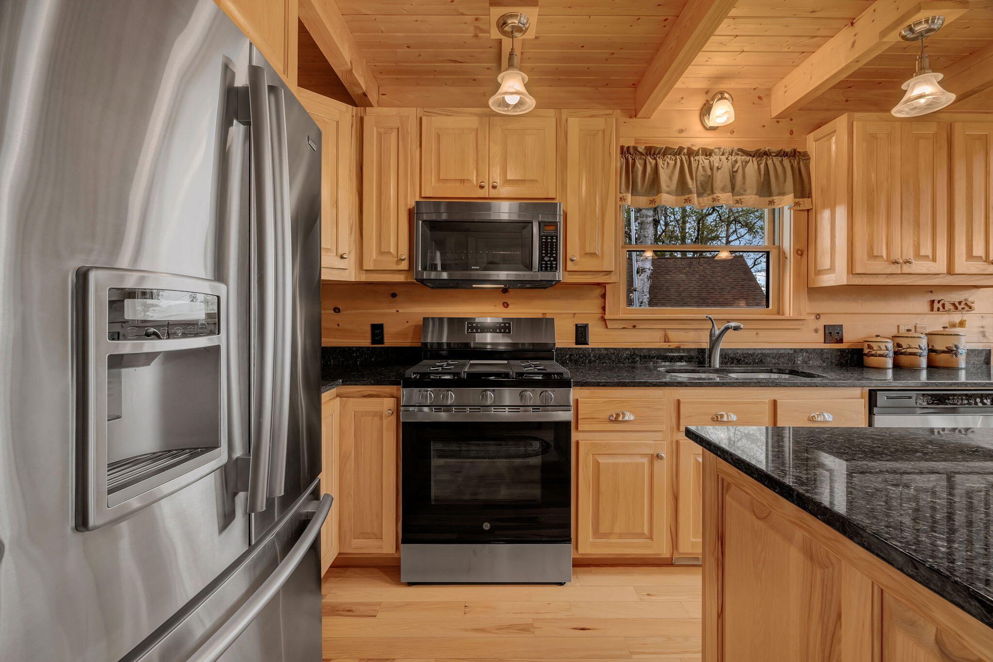 110 Lakeside Lodges Road Property Photo 9