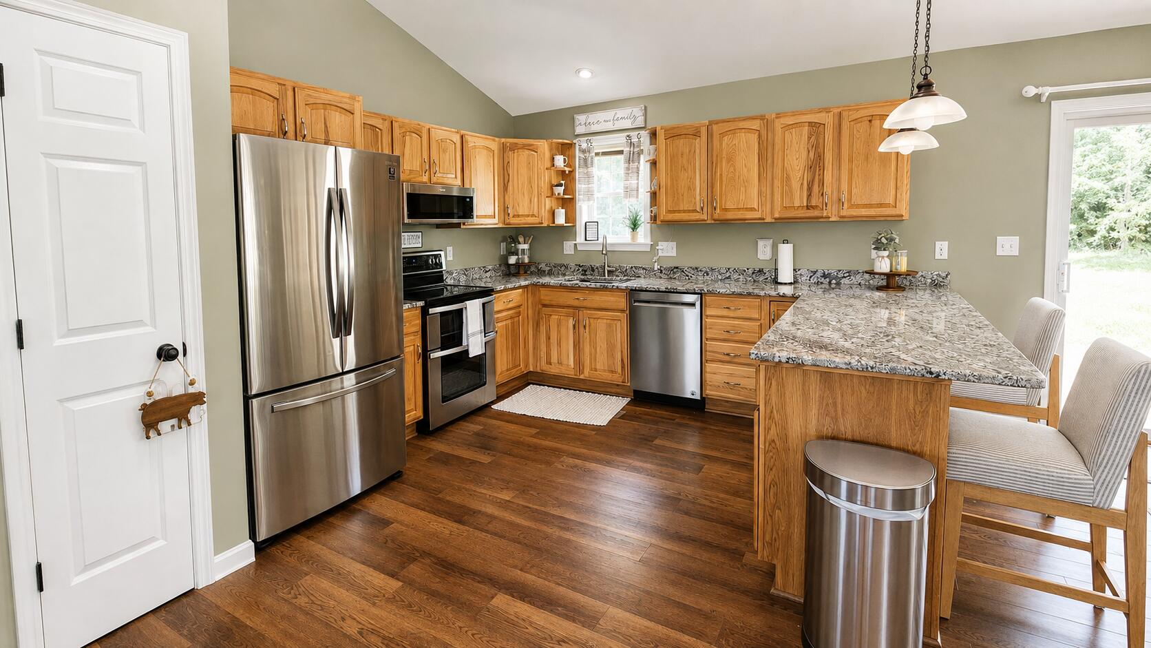 24 Marion Drive Property Photo 6