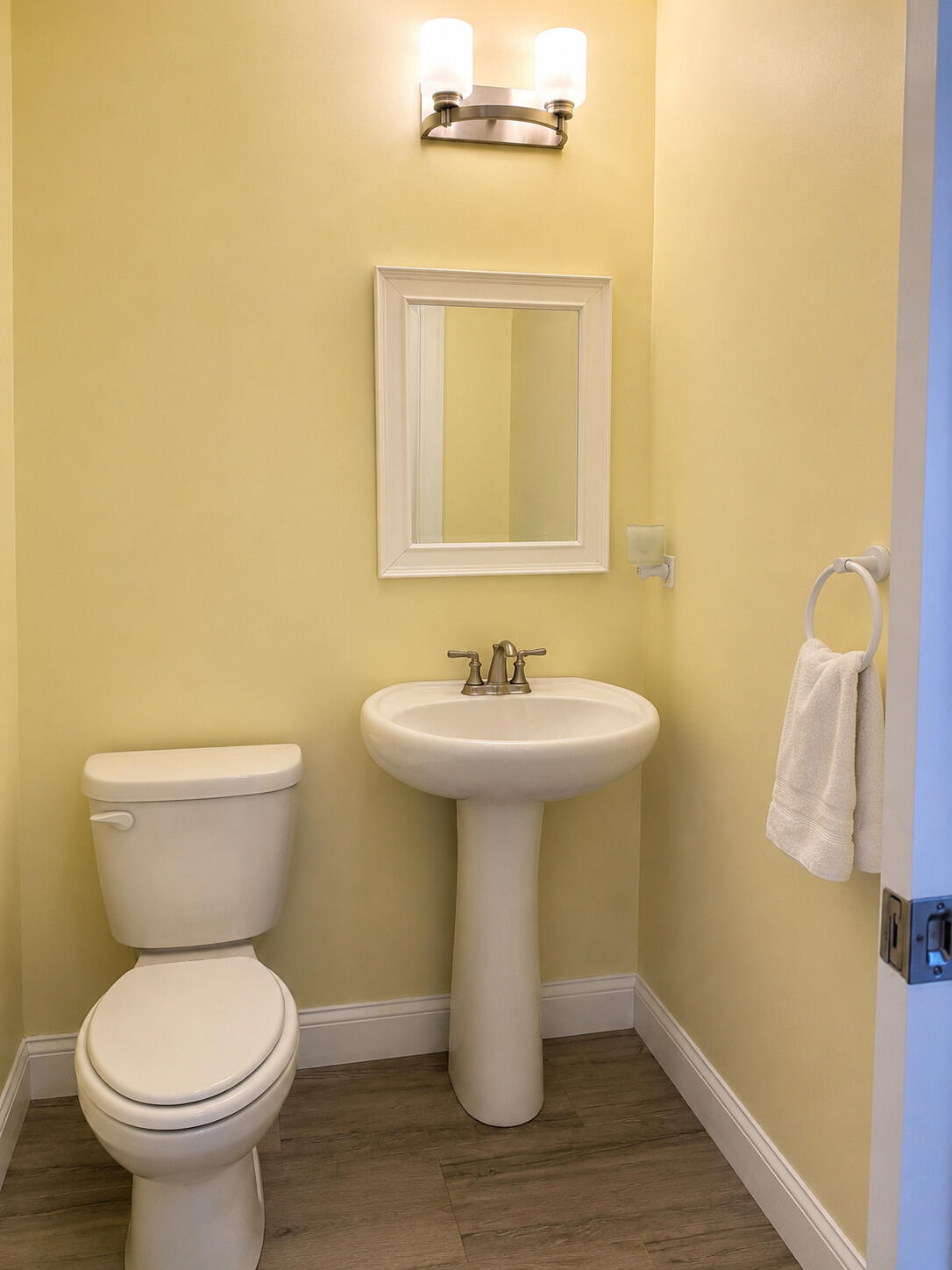 13 Champagne Lane Property Photo 7