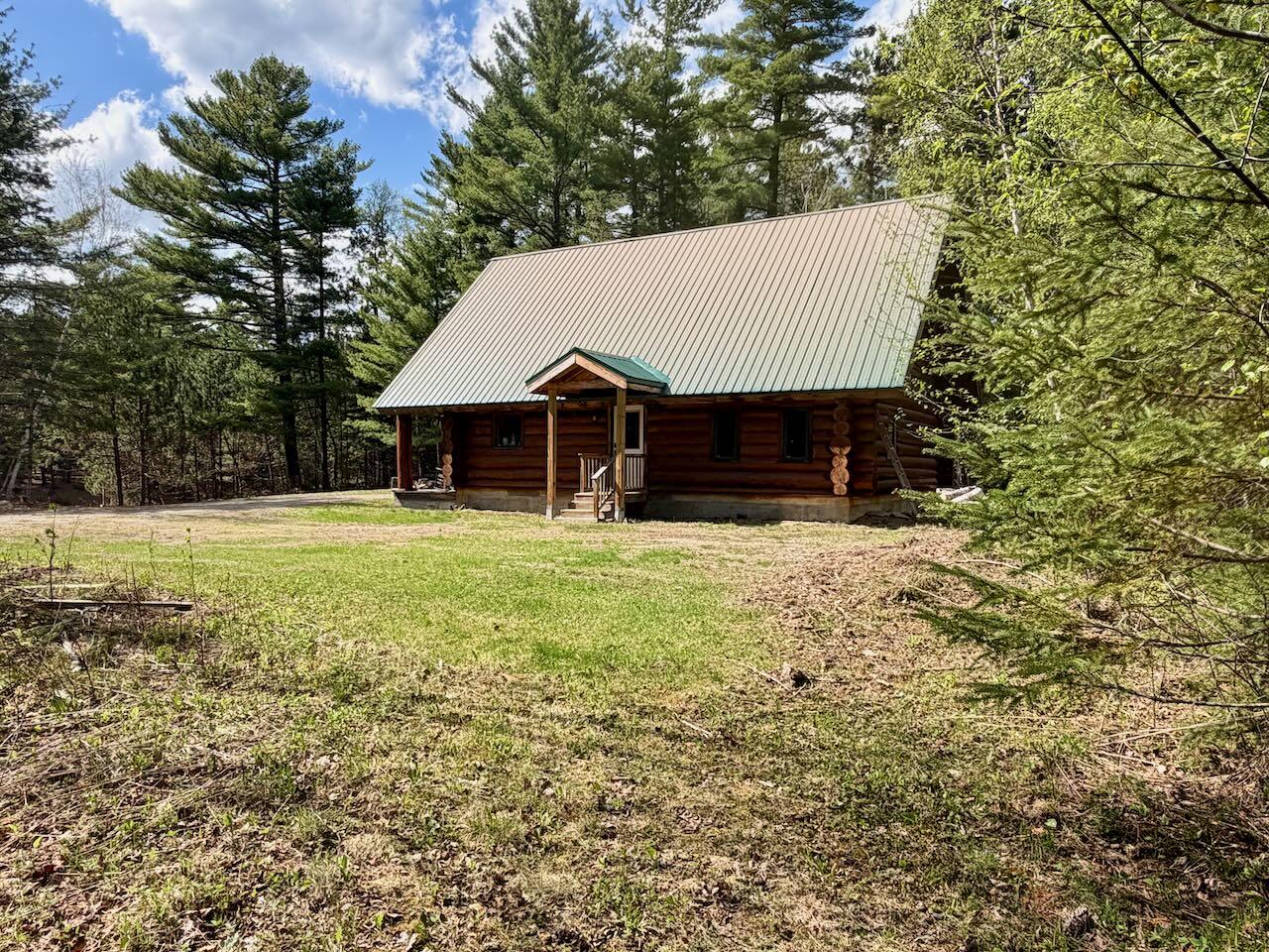 1393 The Arnold Trail Property Photo 3