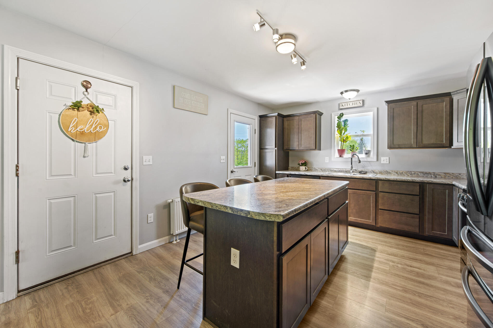 32 Pond Road Property Photo 18