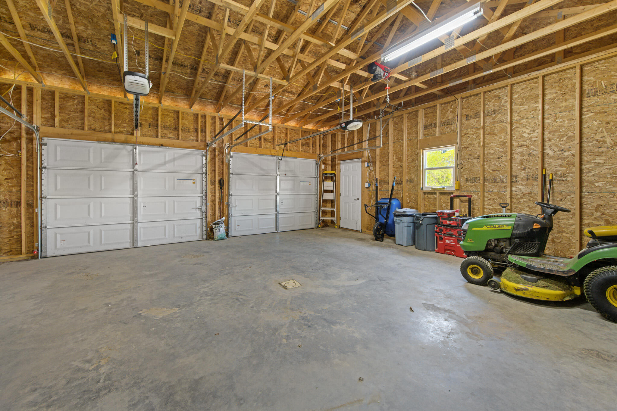 32 Pond Road Property Photo 44
