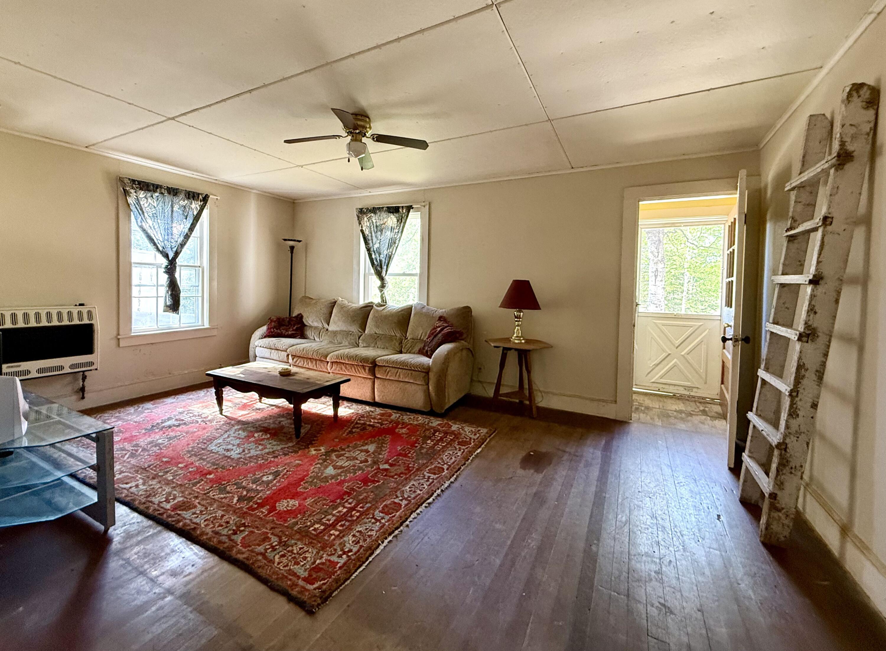 6 Meyer Street Property Photo 12