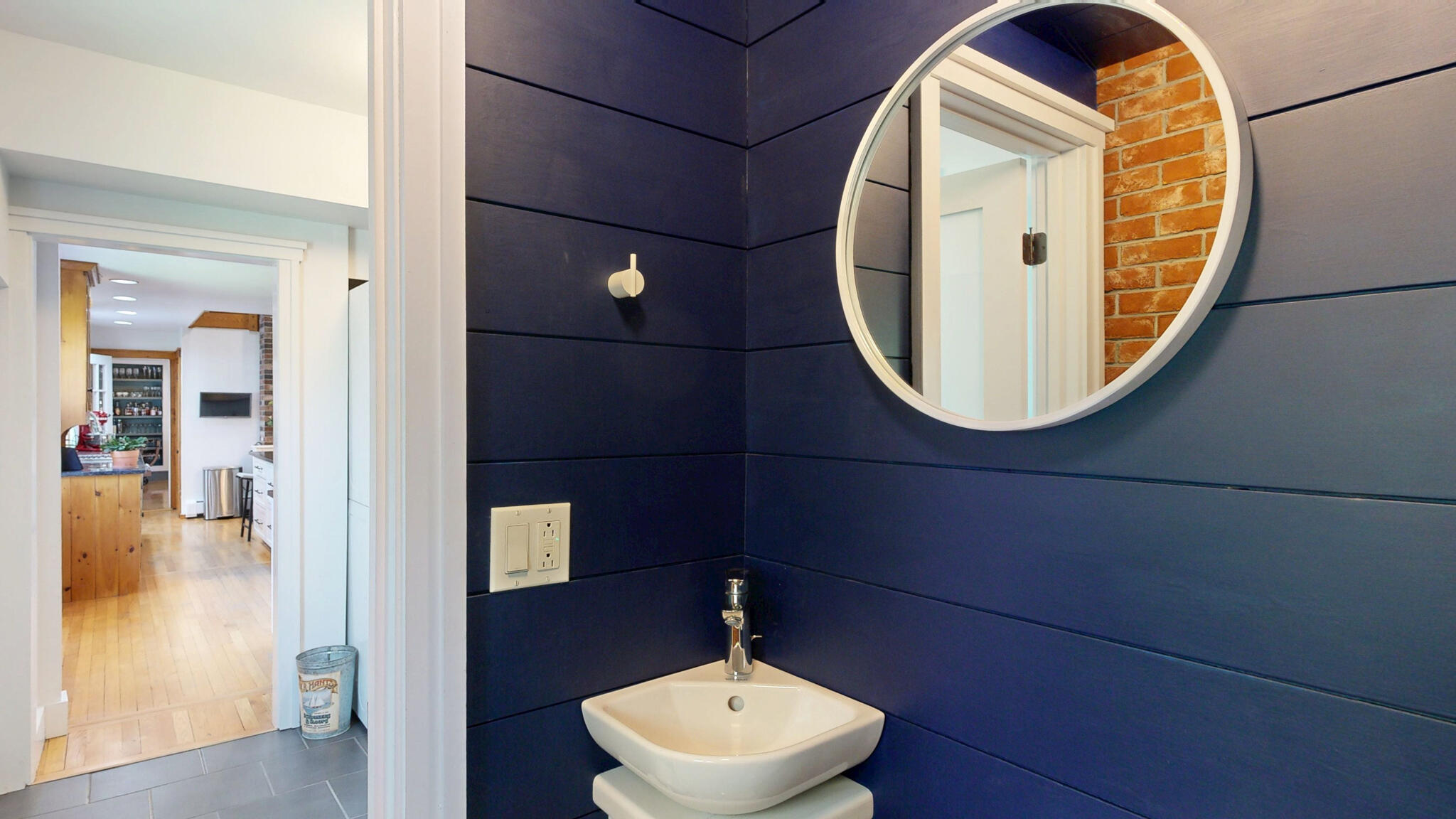 75 Court Street Property Photo 25