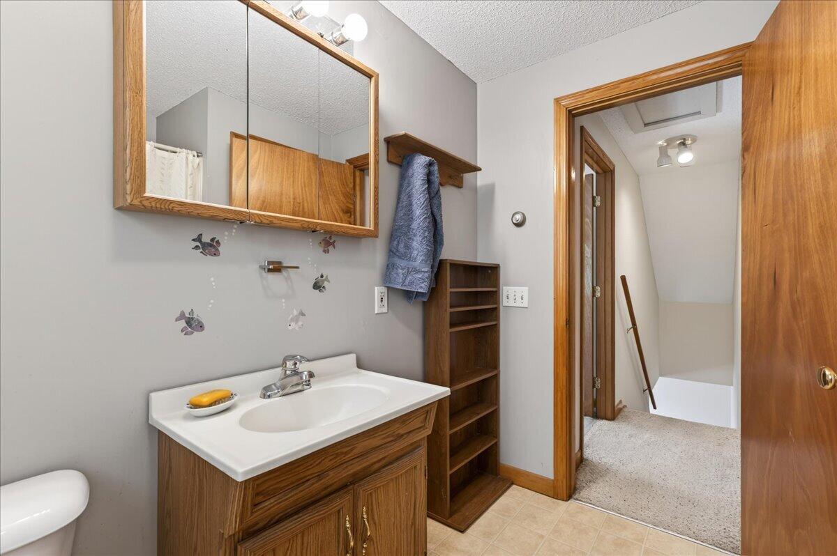571 Crooked Road Property Photo 25