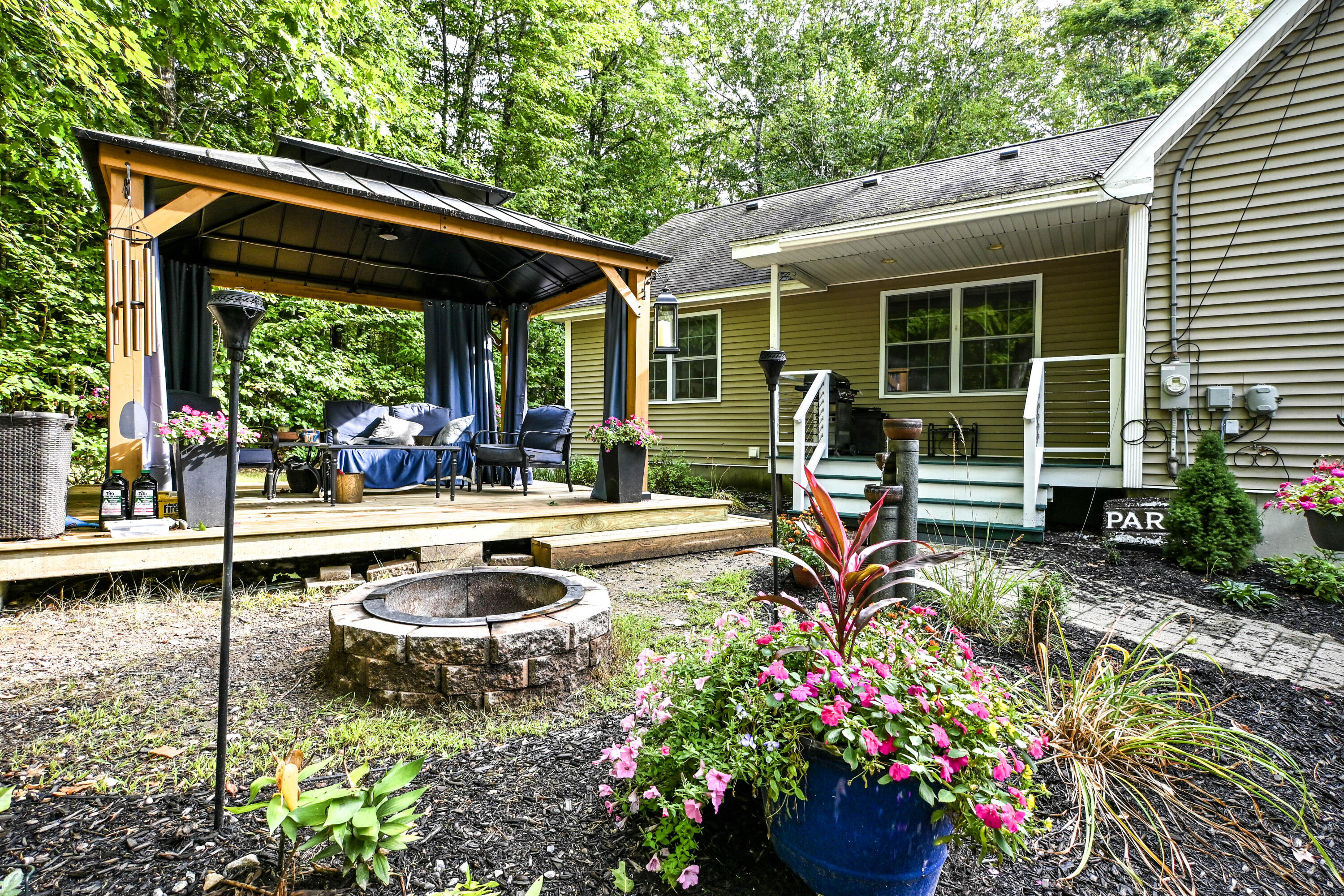 22 Eisenhower Court Property Photo 7