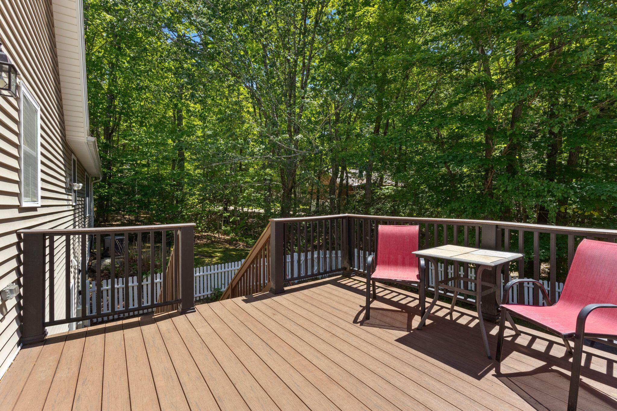 22 Eisenhower Court Property Photo 18