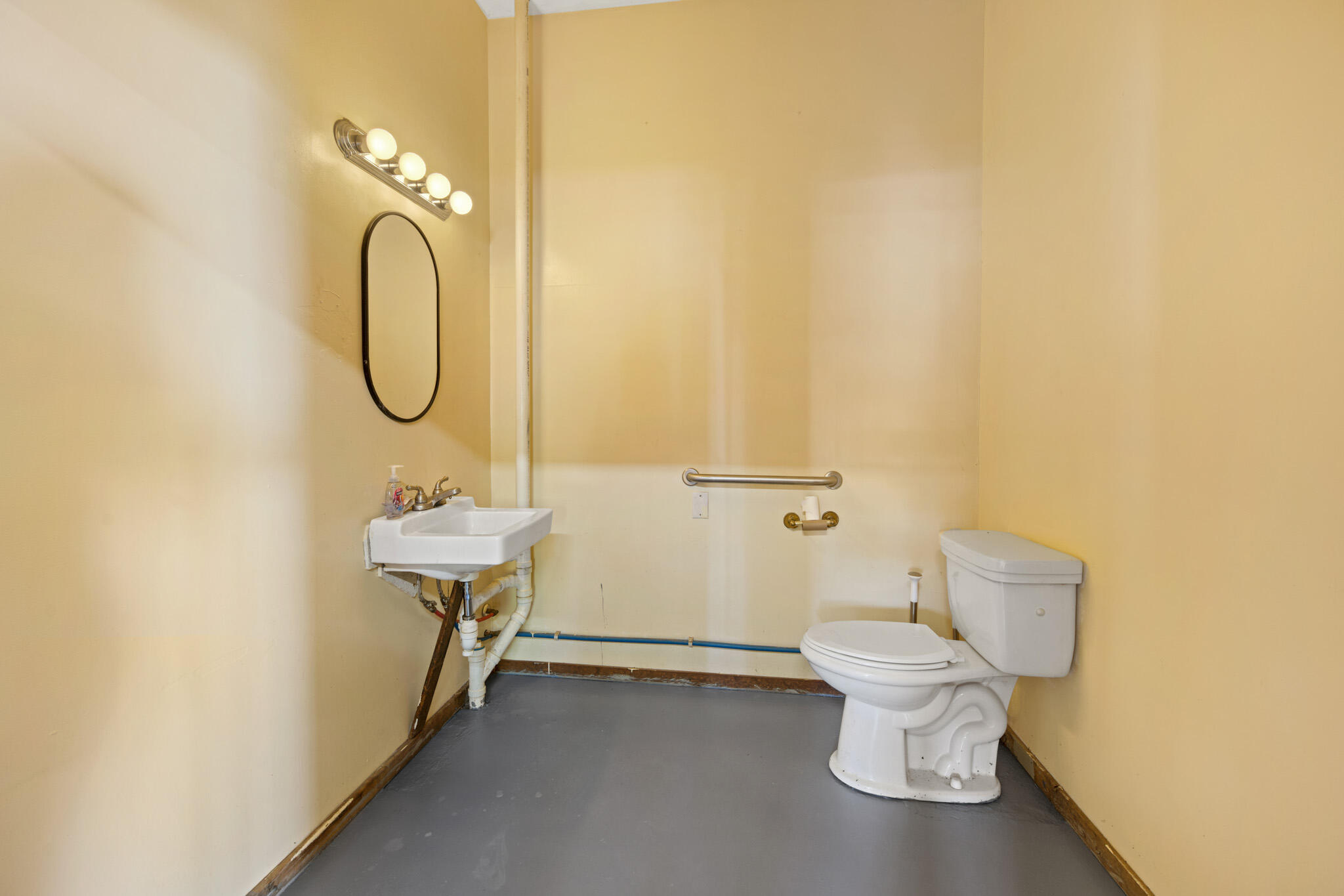 502 Moosehead Trail Highway Property Photo 11