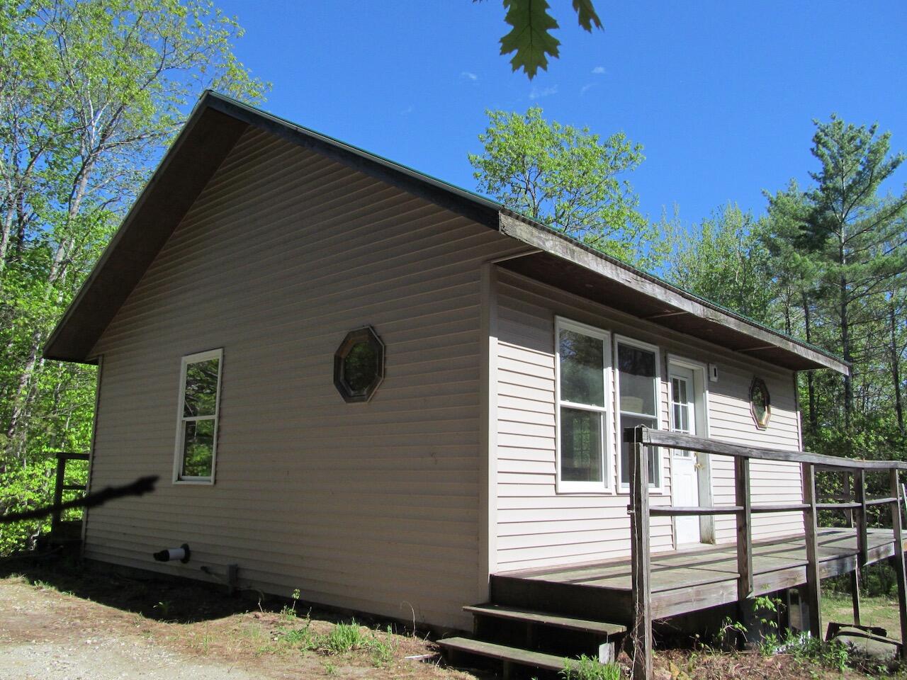 475 Redding Road Property Photo 6