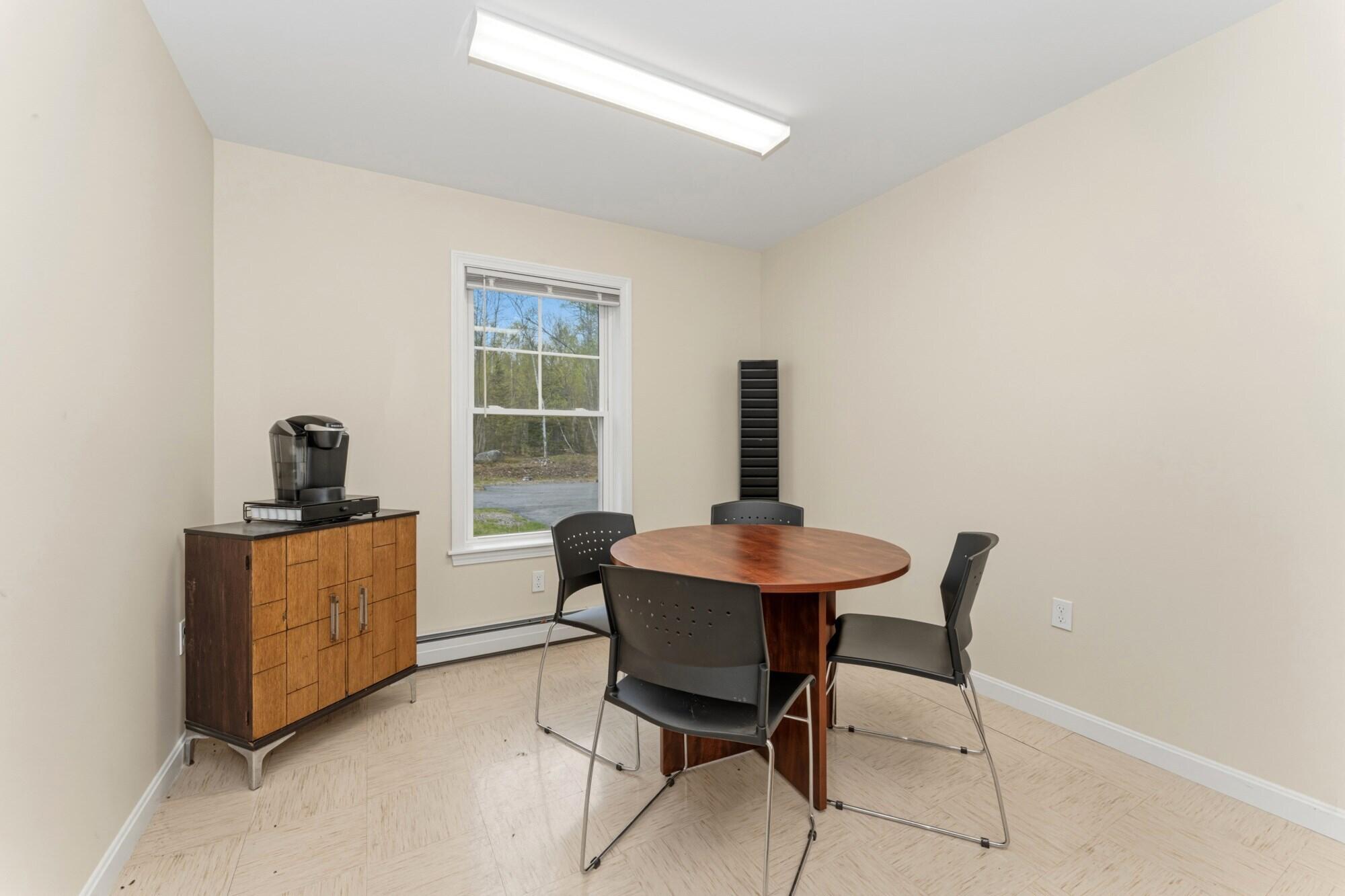 8 Gilpatrick Road Property Photo 9