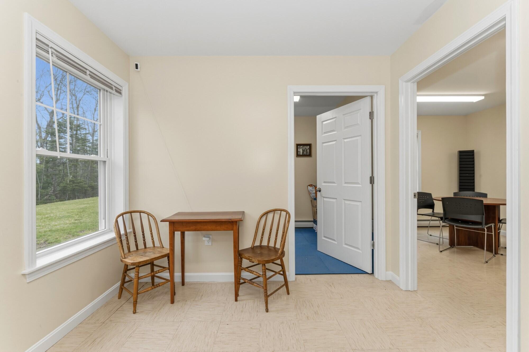 8 Gilpatrick Road Property Photo 11