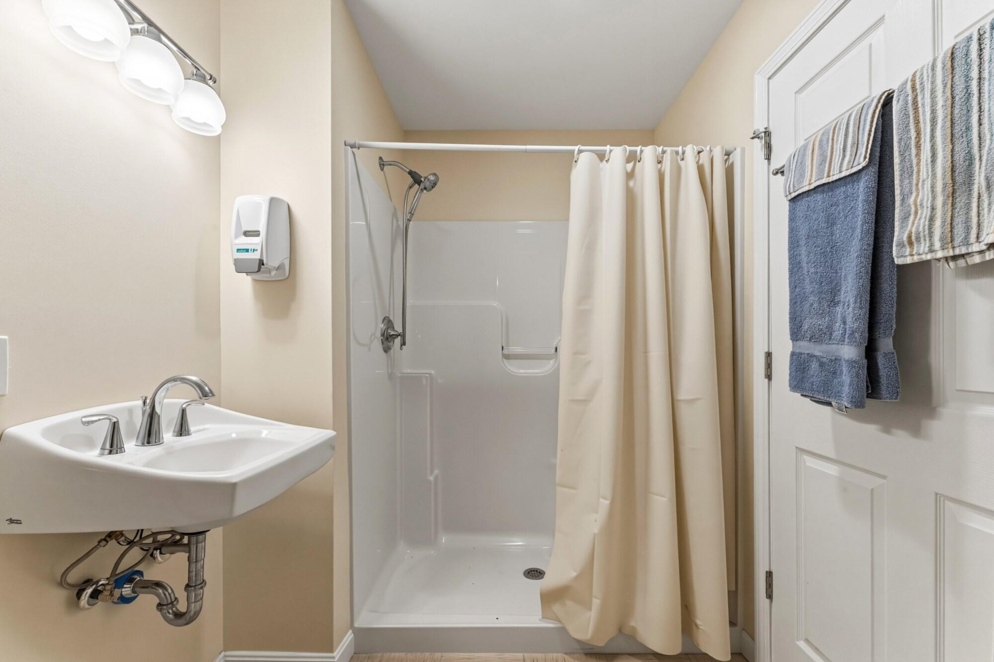 8 Gilpatrick Road Property Photo 17