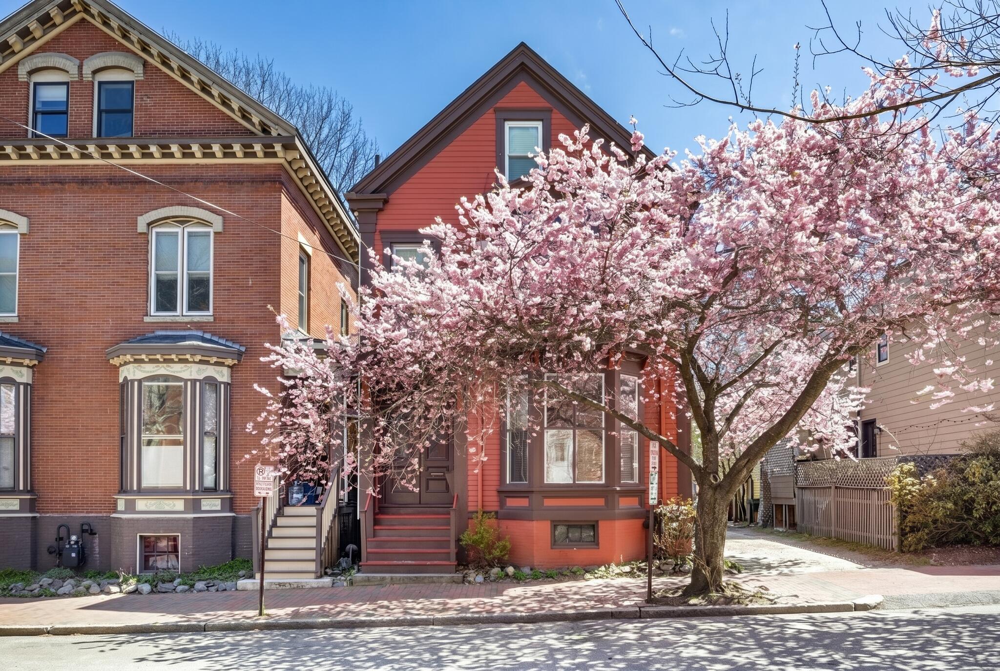 75 Carleton Street Property Photo 2