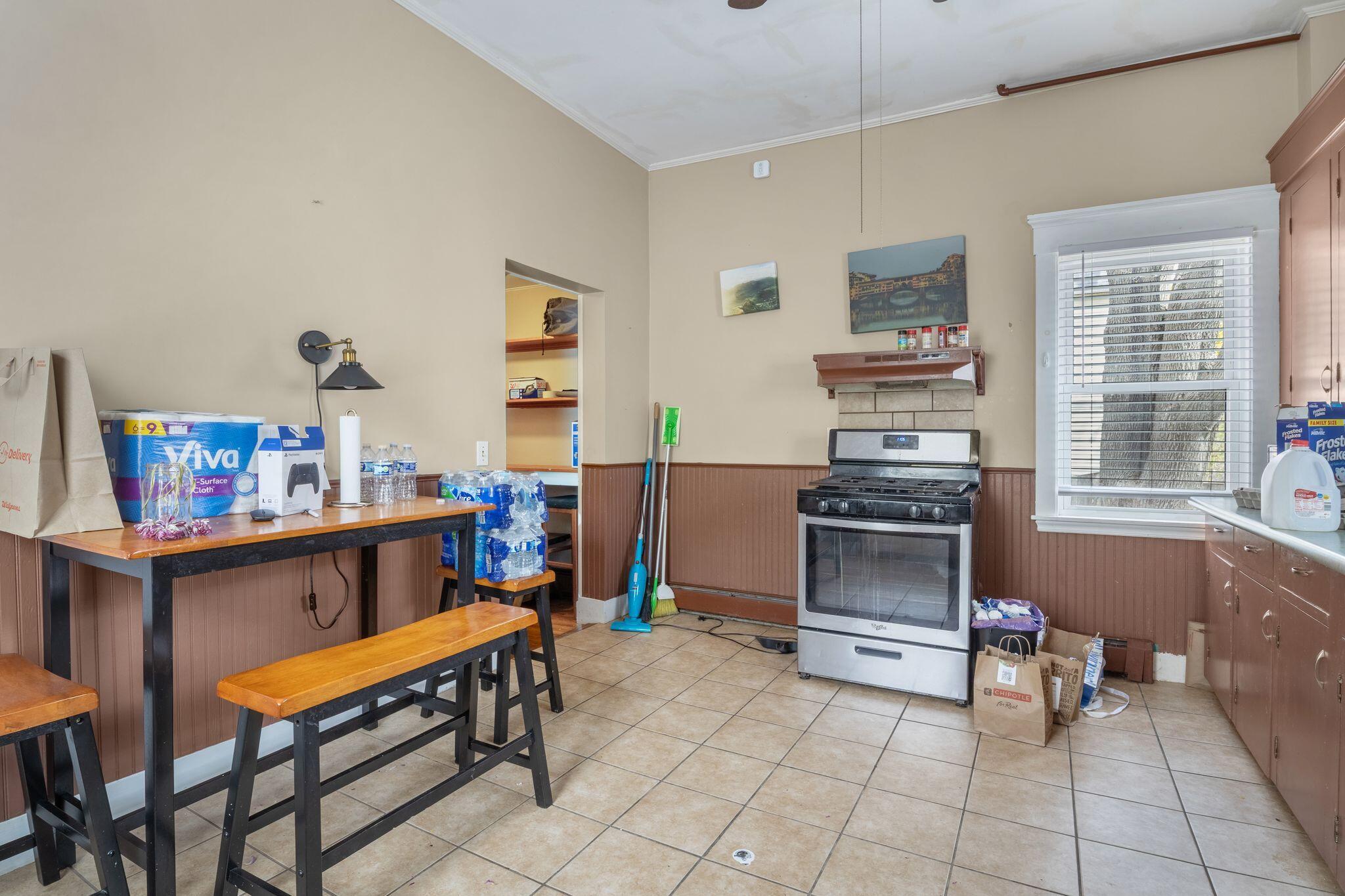 75 Carleton Street Property Photo 41