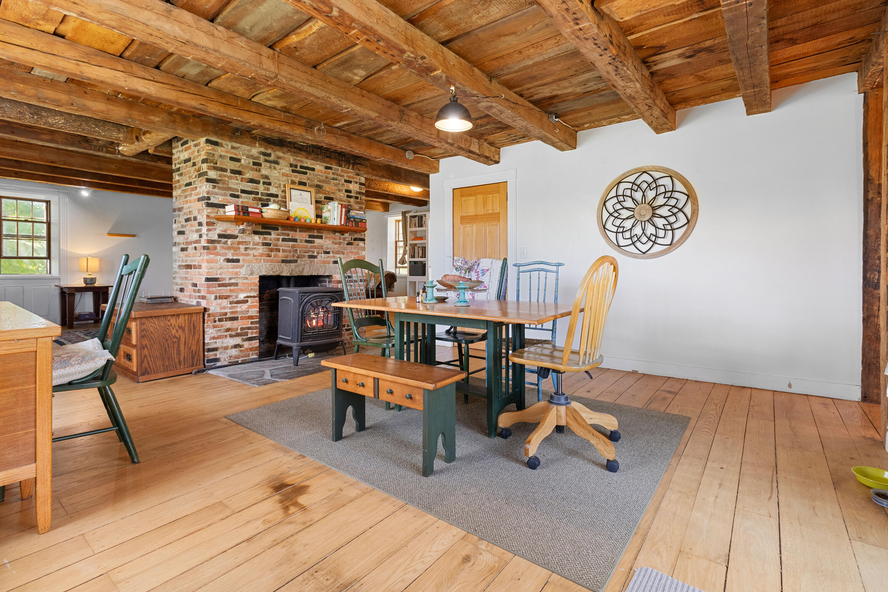 22 Property Photo 28