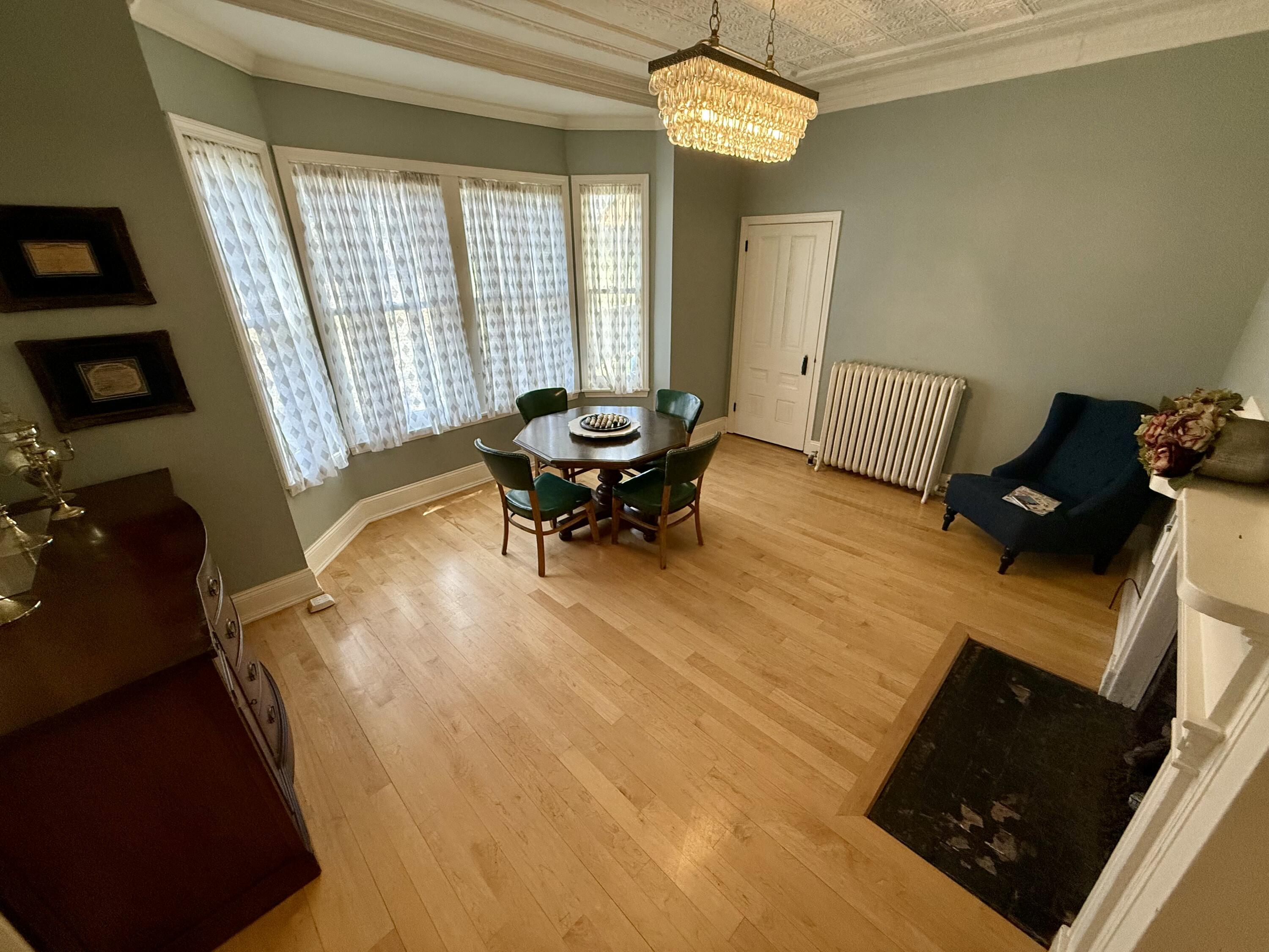 13 Calais Avenue Property Photo 14