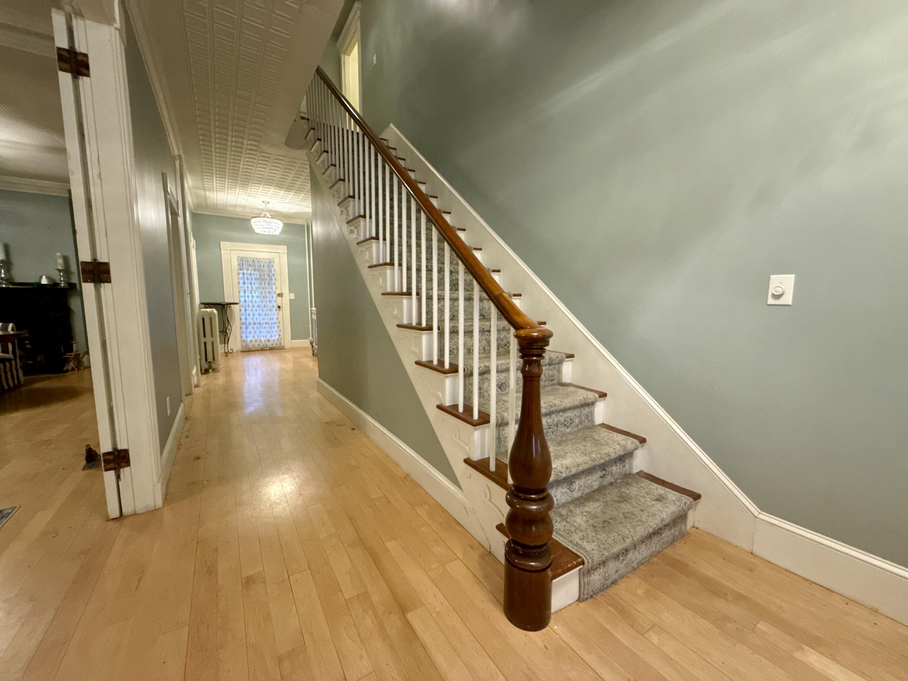 13 Calais Avenue Property Photo 20
