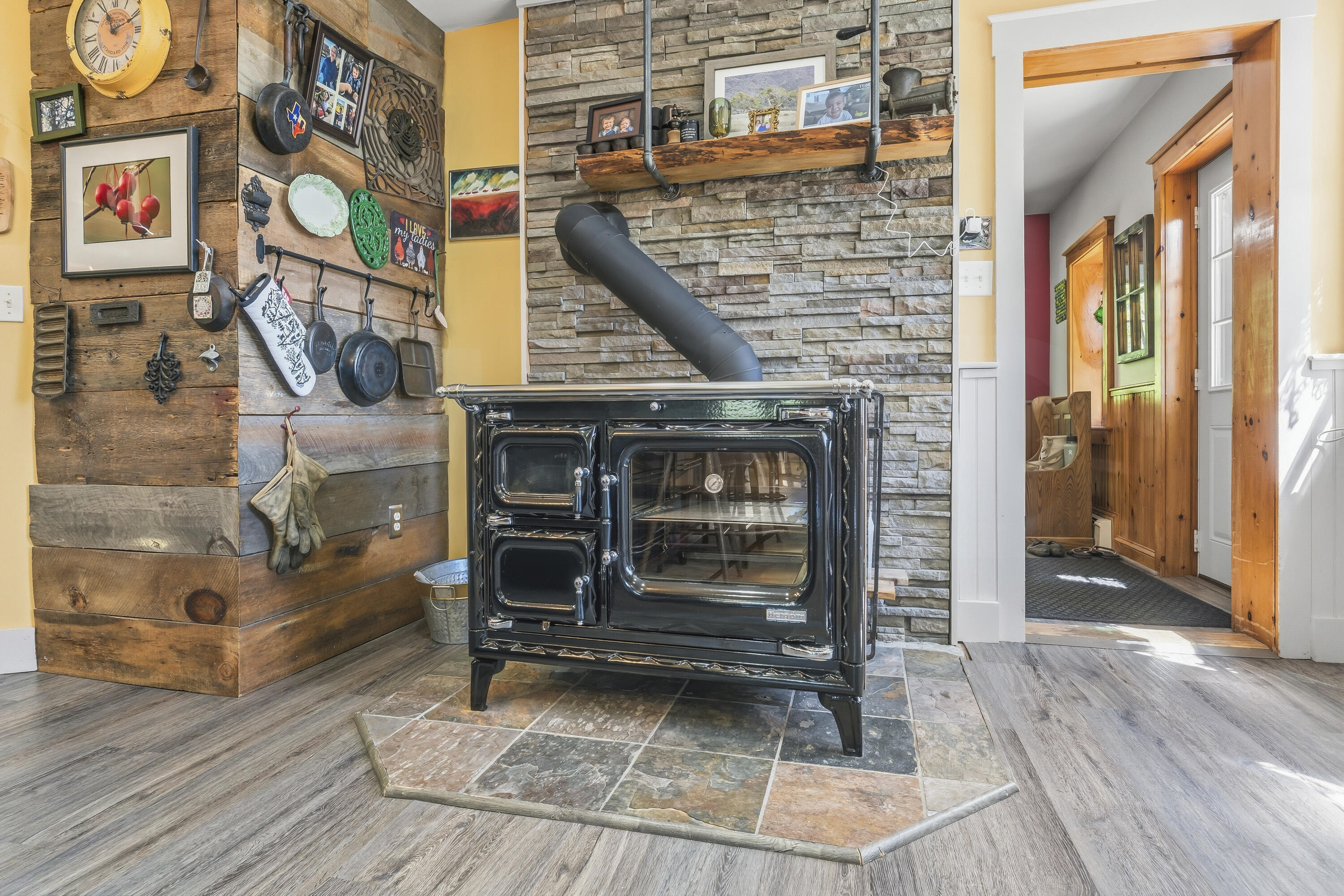 112 Lunts Hill Road Property Photo 12