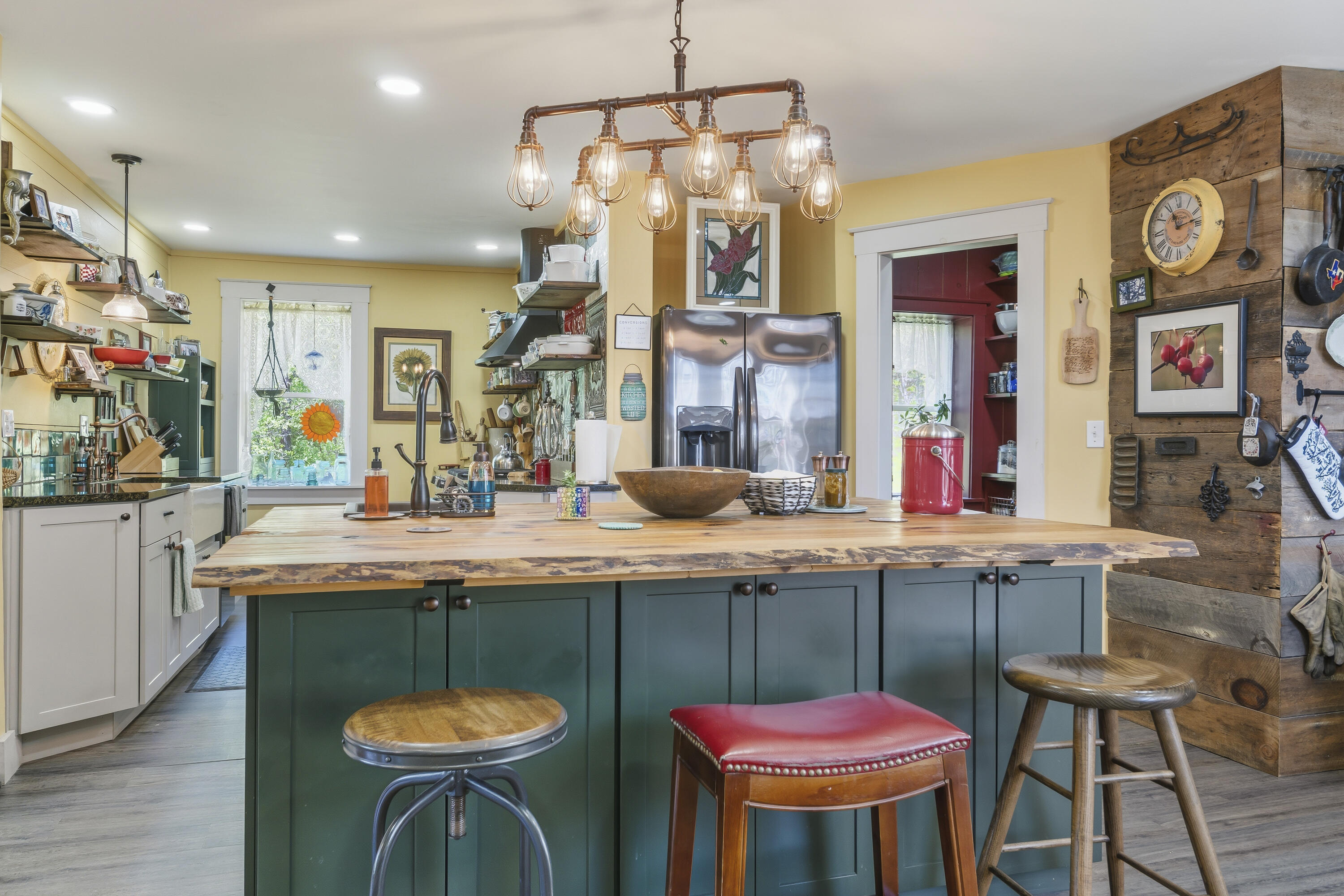 112 Lunts Hill Road Property Photo 16