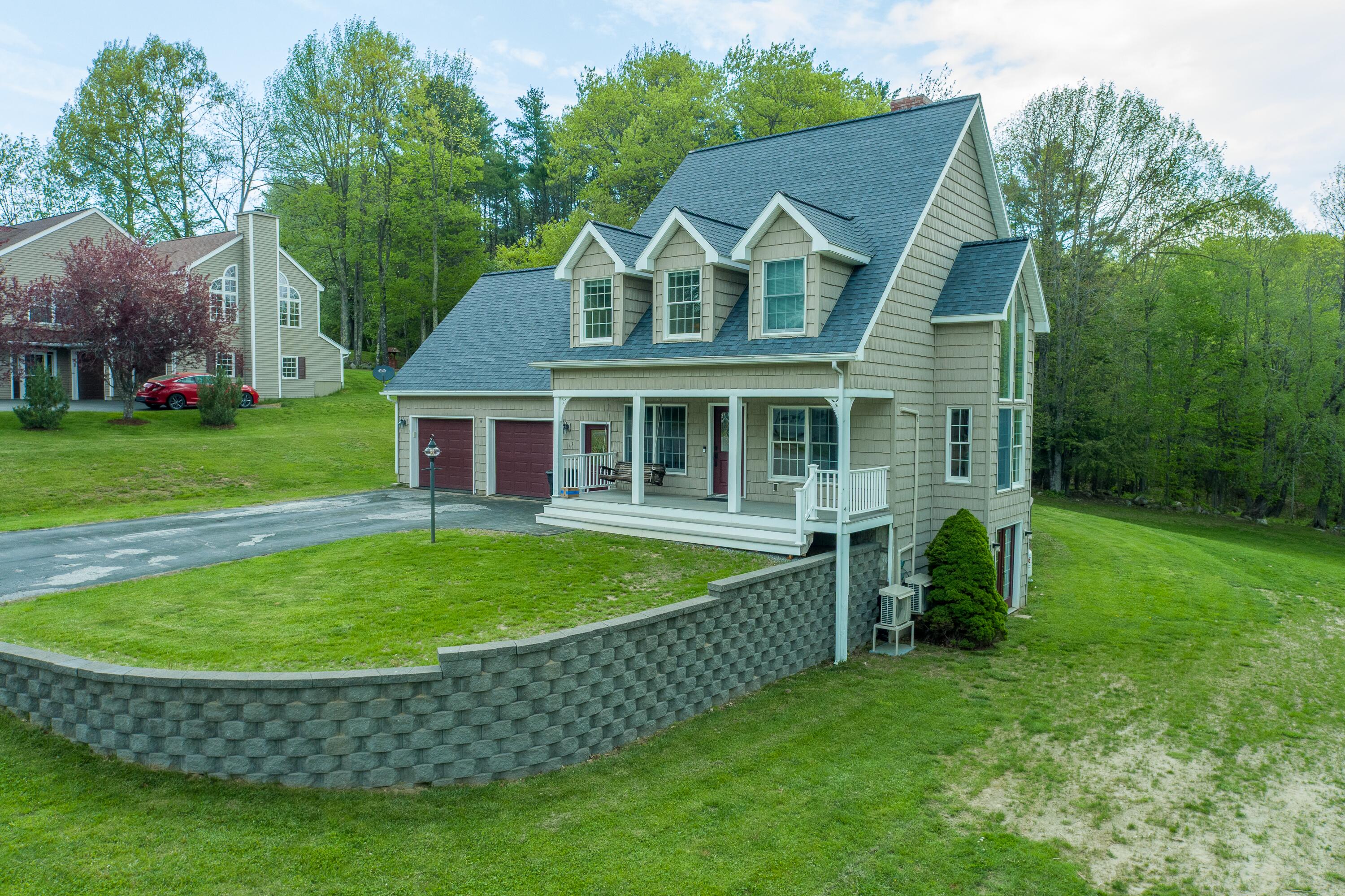 17 Waters Edge Drive Property Photo 1