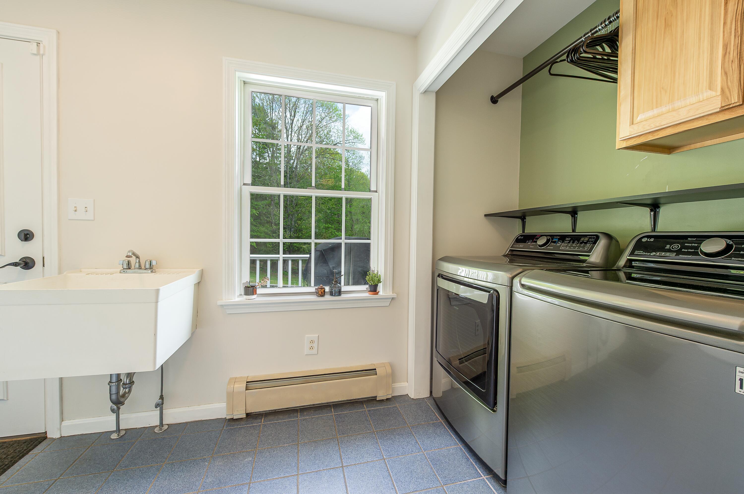 17 Waters Edge Drive Property Photo 10