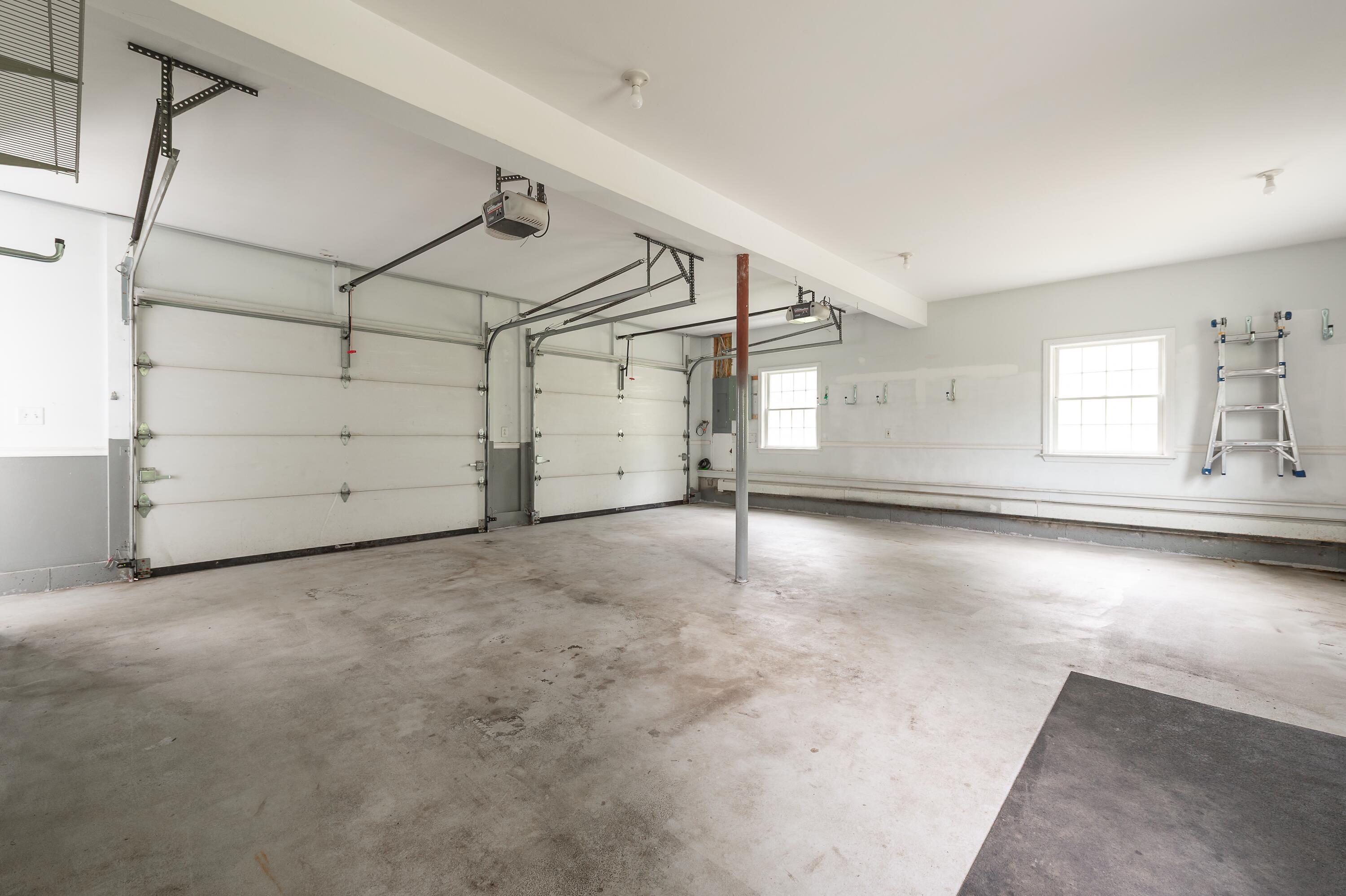 17 Waters Edge Drive Property Photo 31