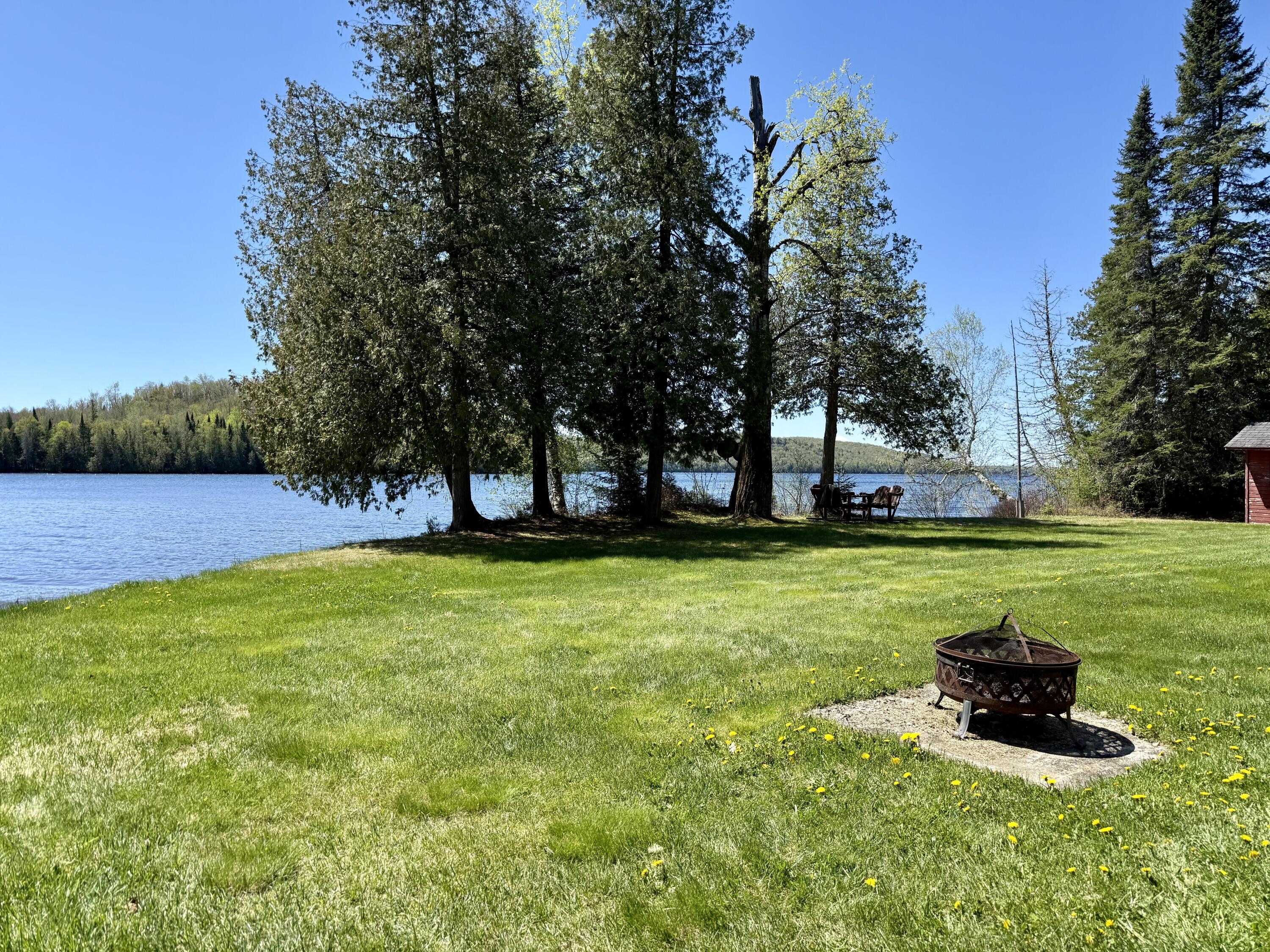 862 Baie Creuse Road Property Photo 1