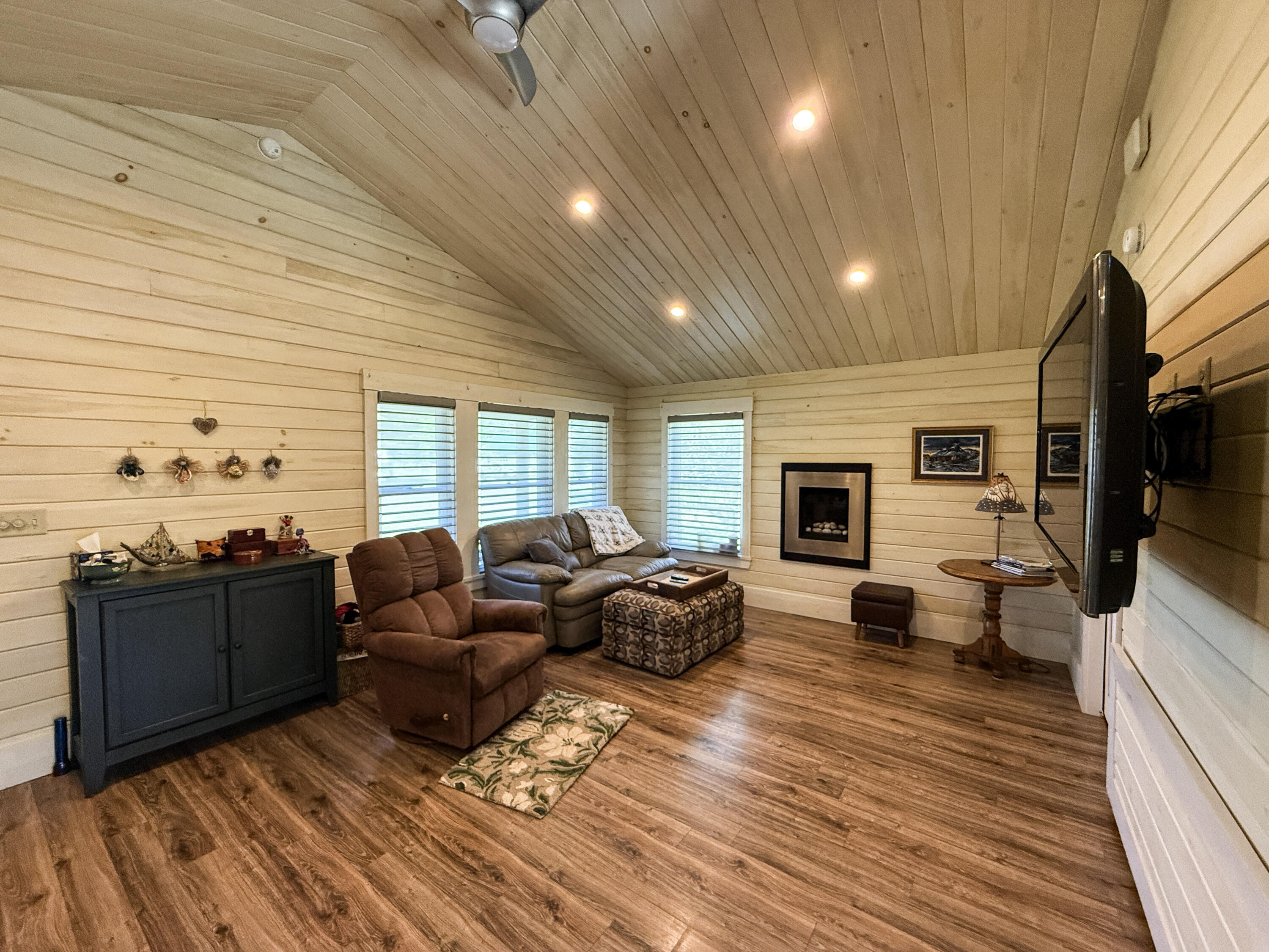 373 Spring Road Property Photo 15