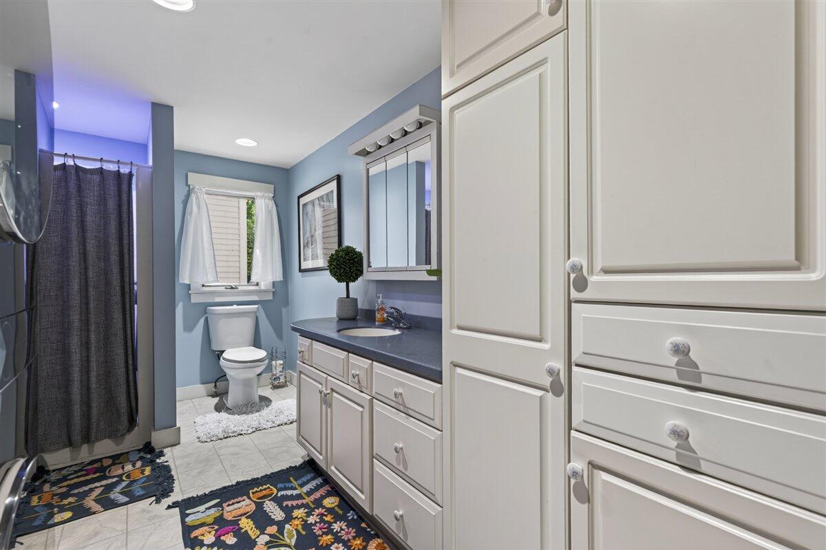 79 Park Street Property Photo 40