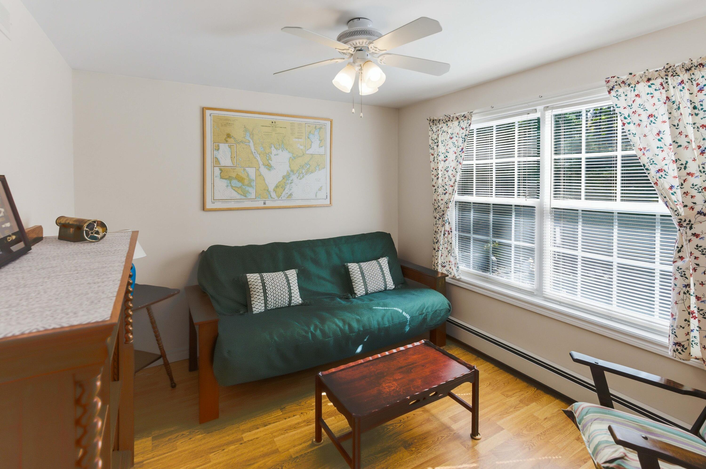 1590 River Road Property Photo 10