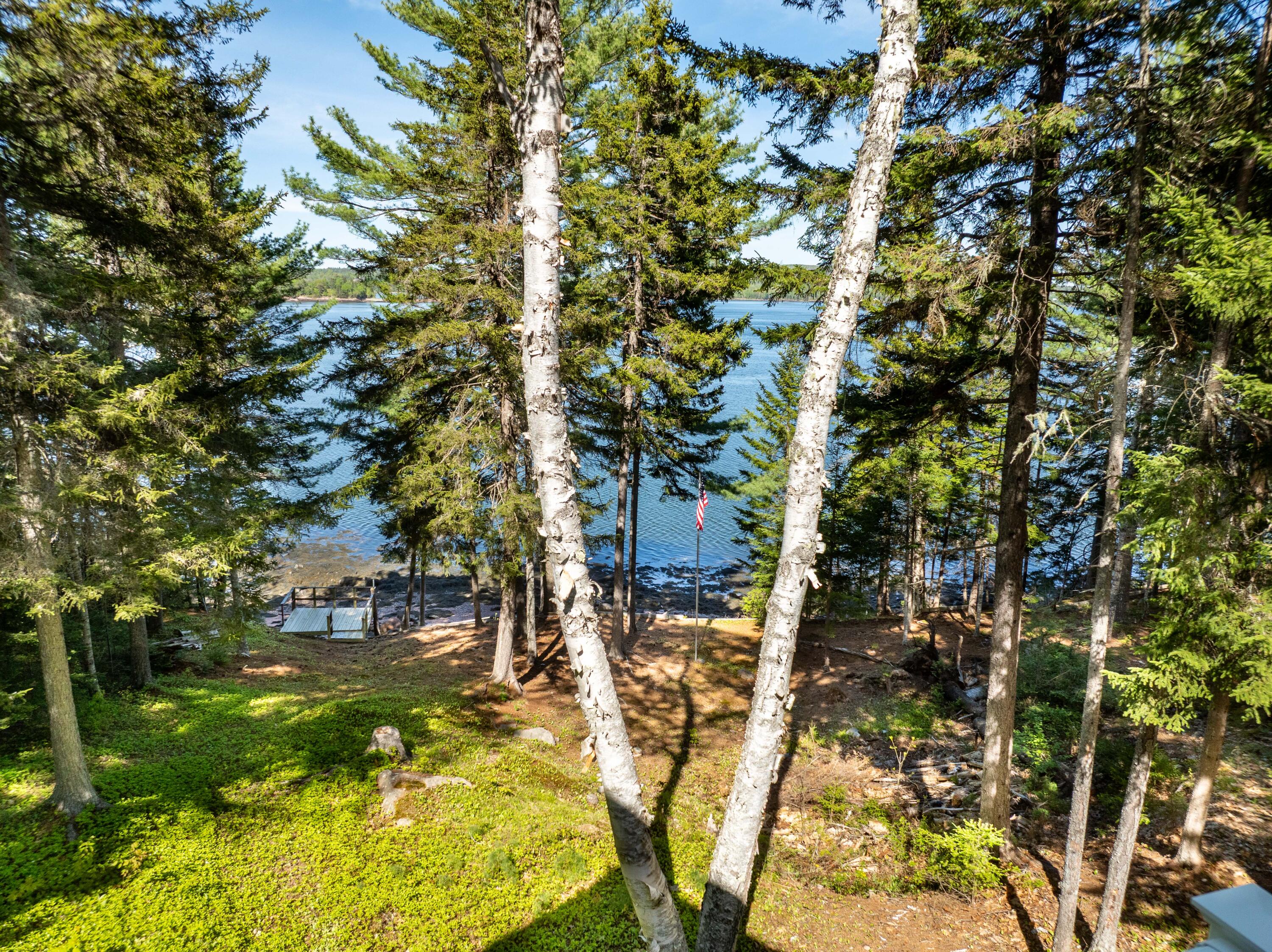 1590 River Road Property Photo 16