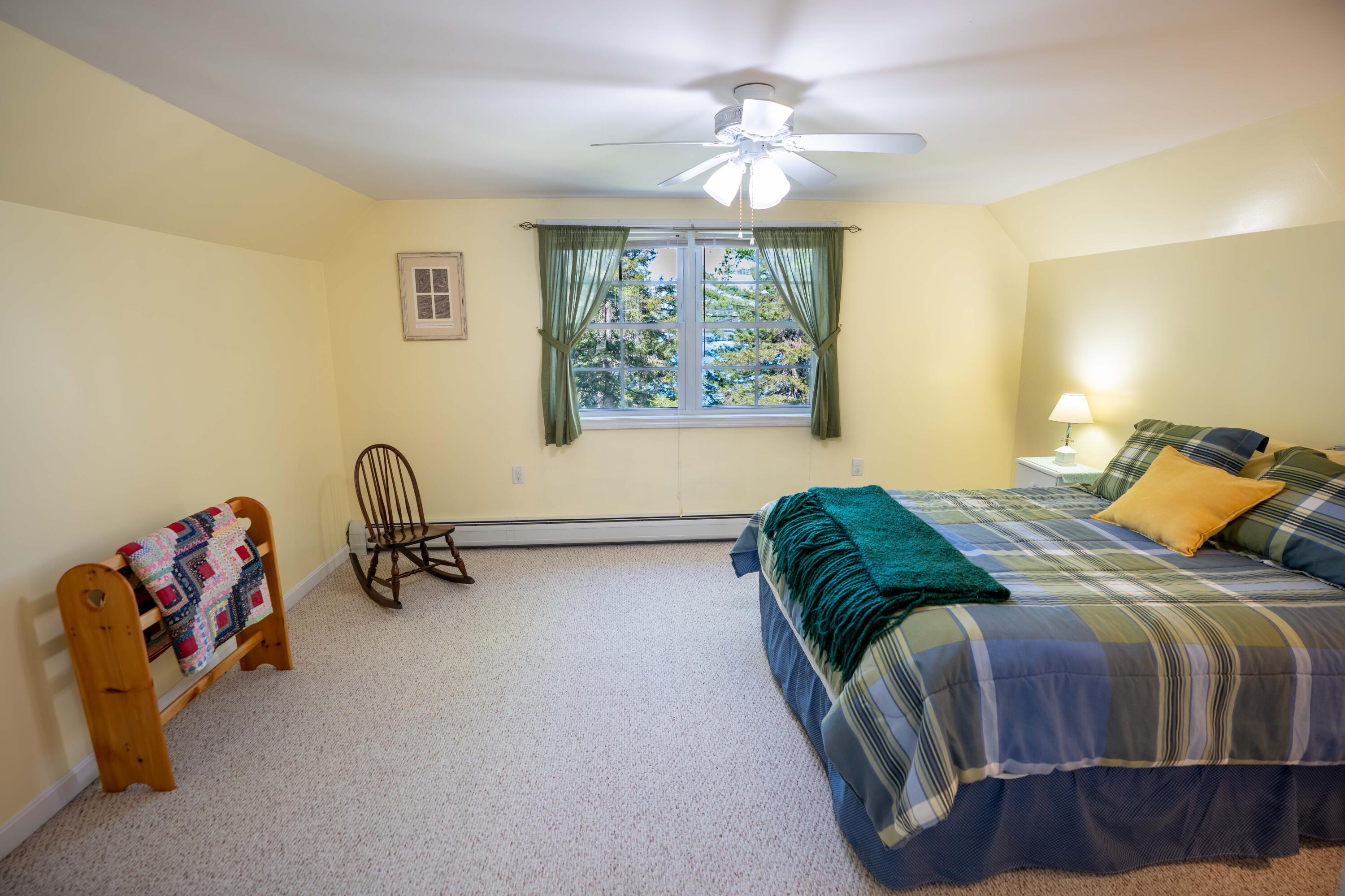 1590 River Road Property Photo 18