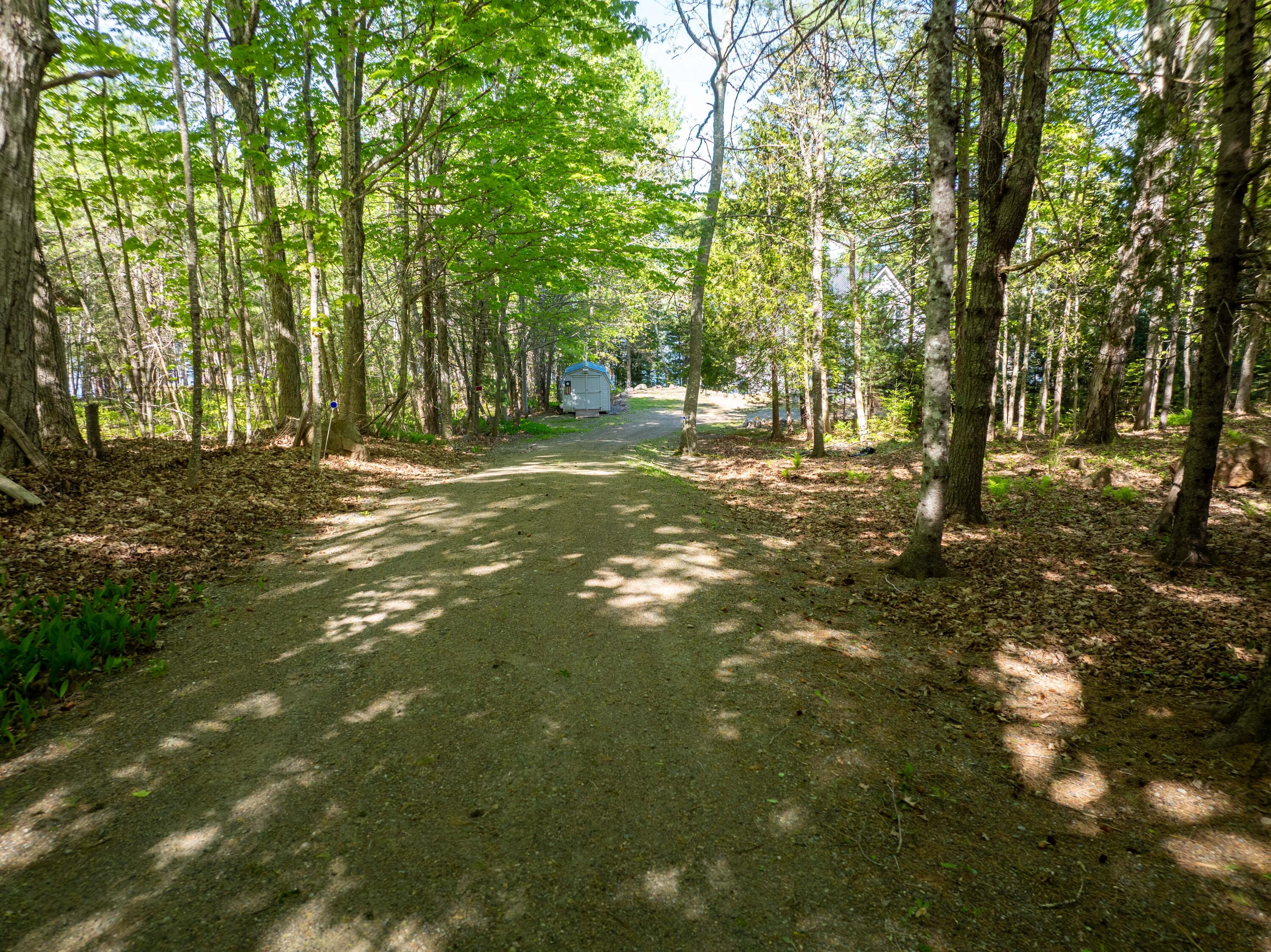 1590 River Road Property Photo 36