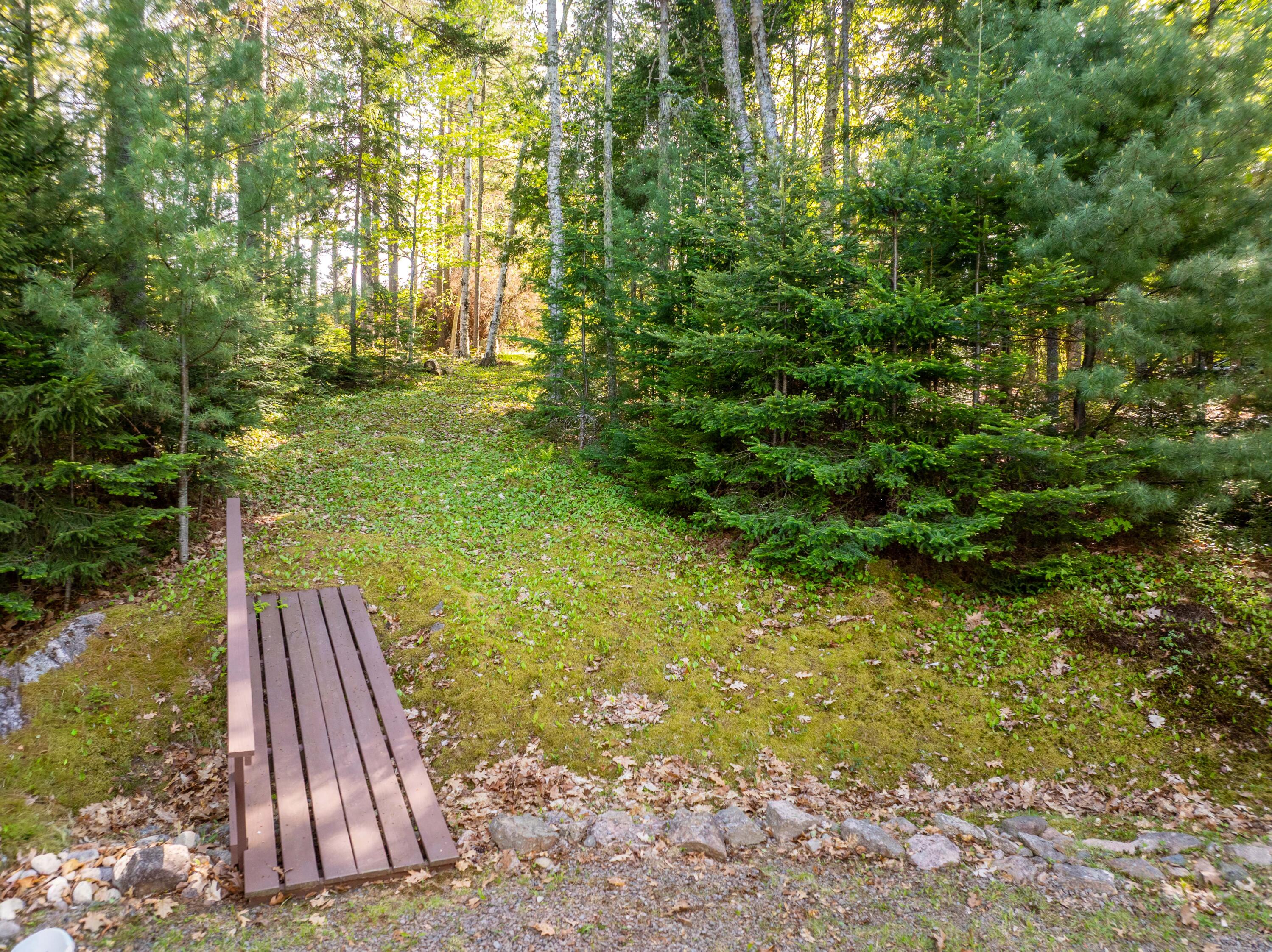 1590 River Road Property Photo 38