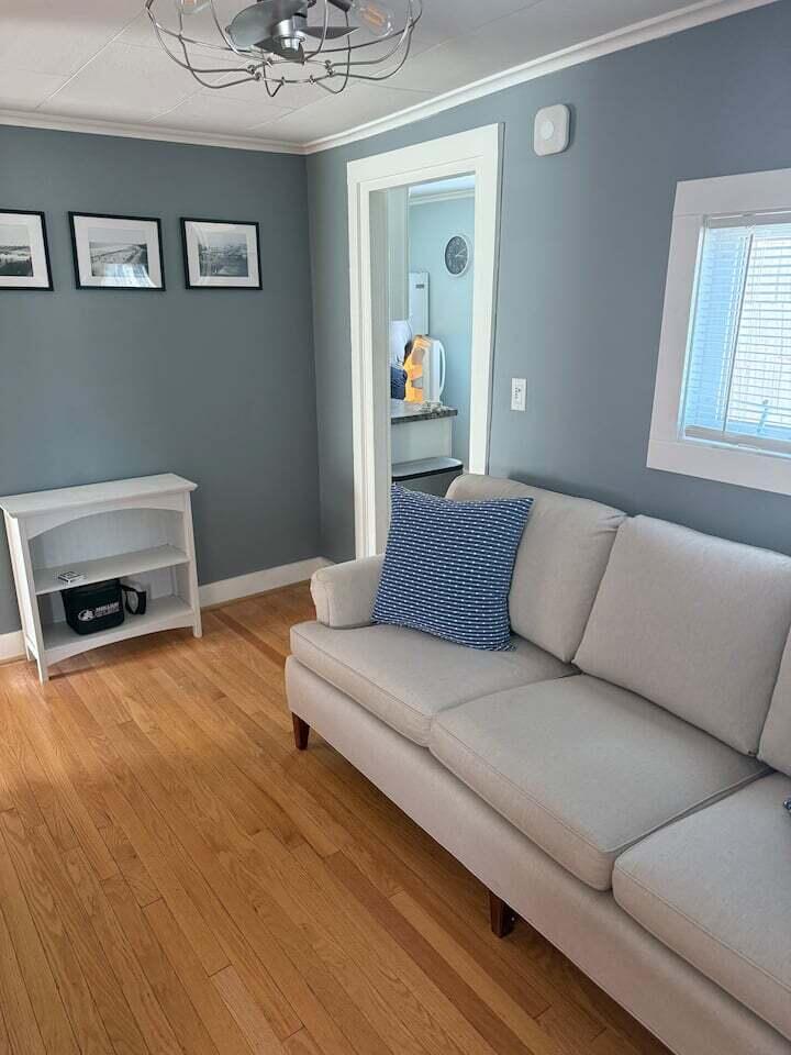 70 E Grand Avenue 114 Property Photo 4