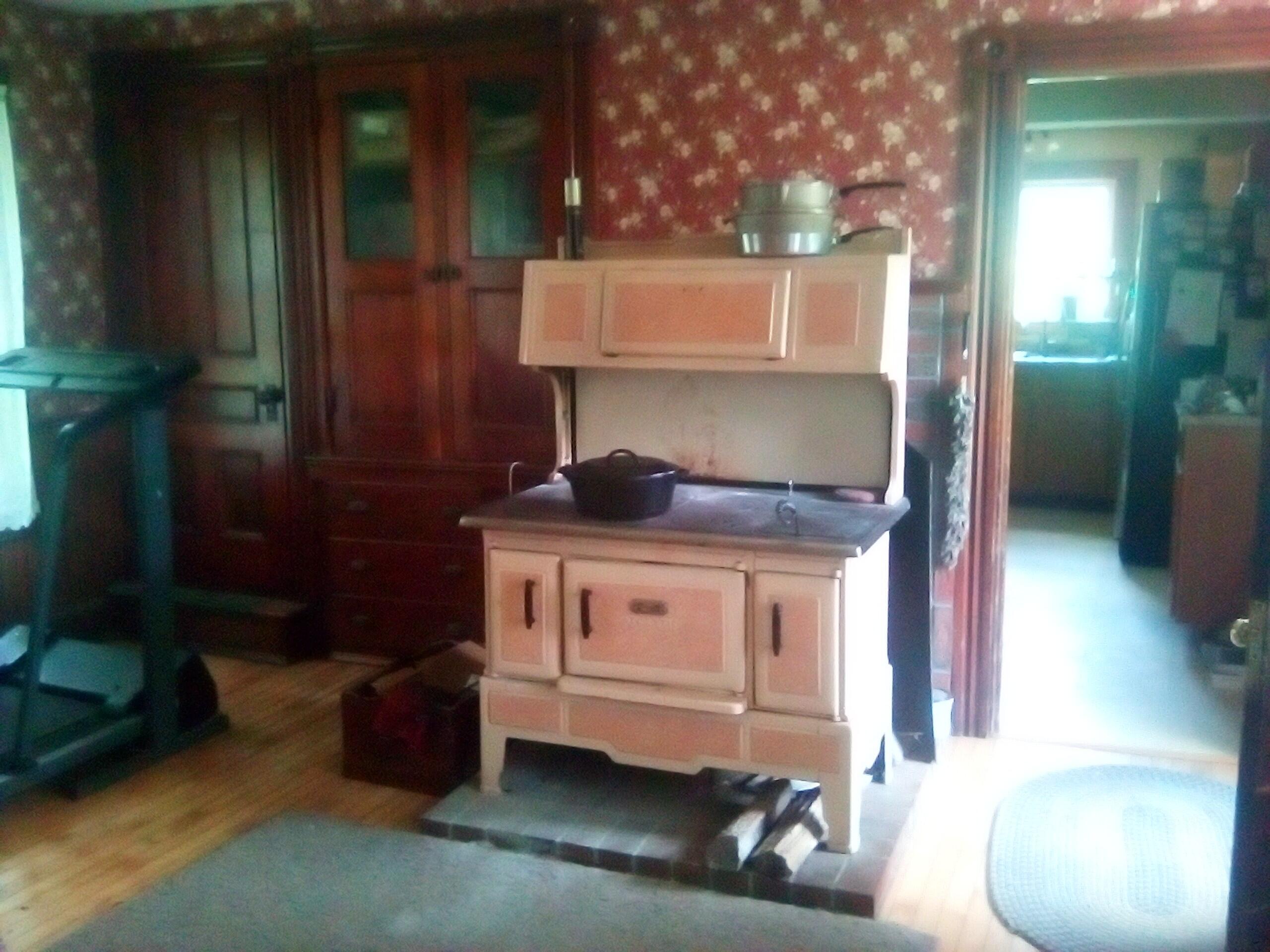 51 Parmenter Road Property Photo 3