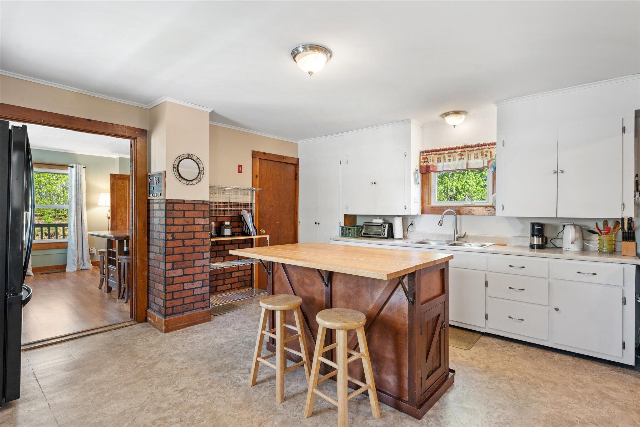 1204 Lakins Road Property Photo 5