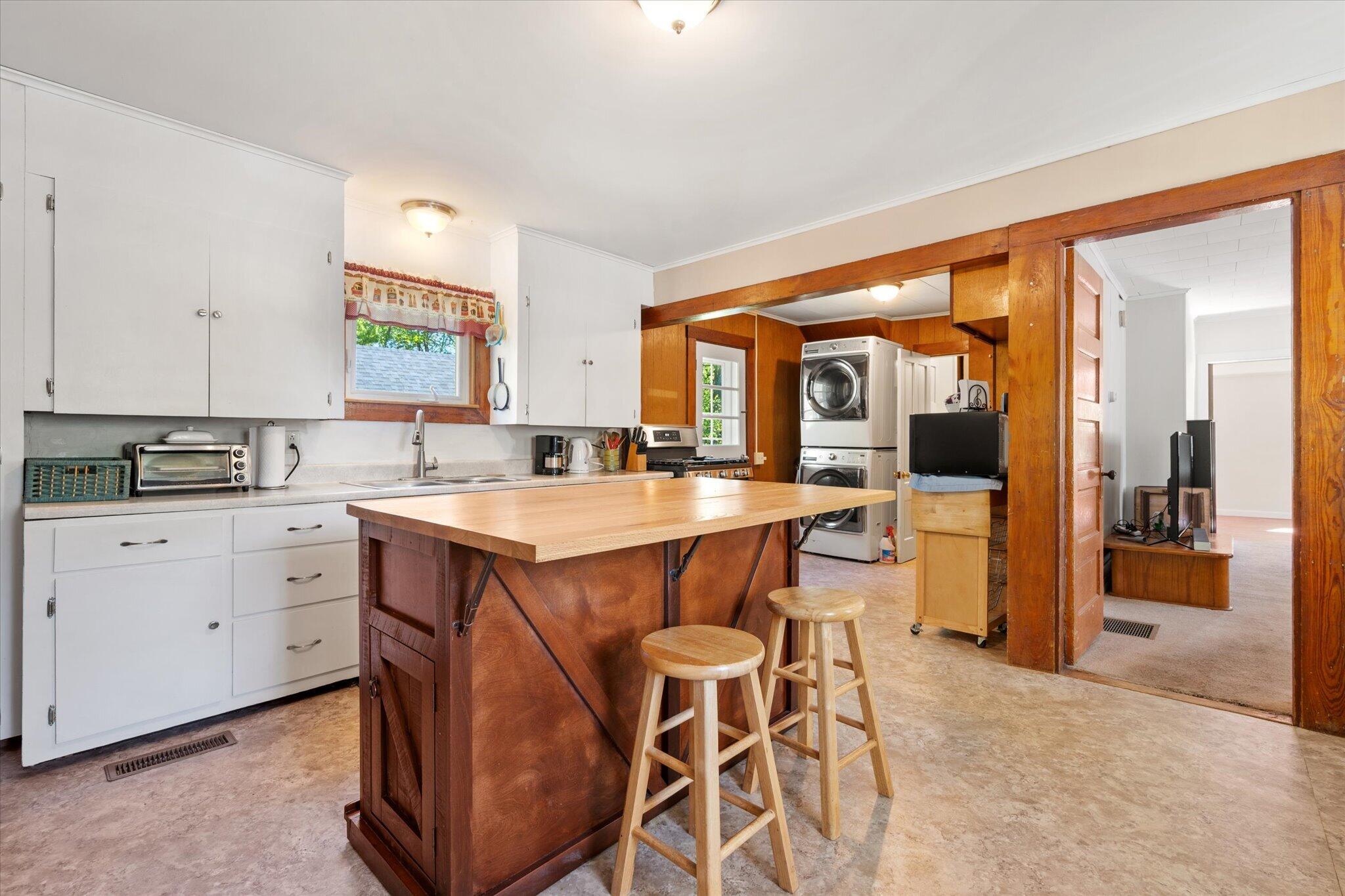 1204 Lakins Road Property Photo 7
