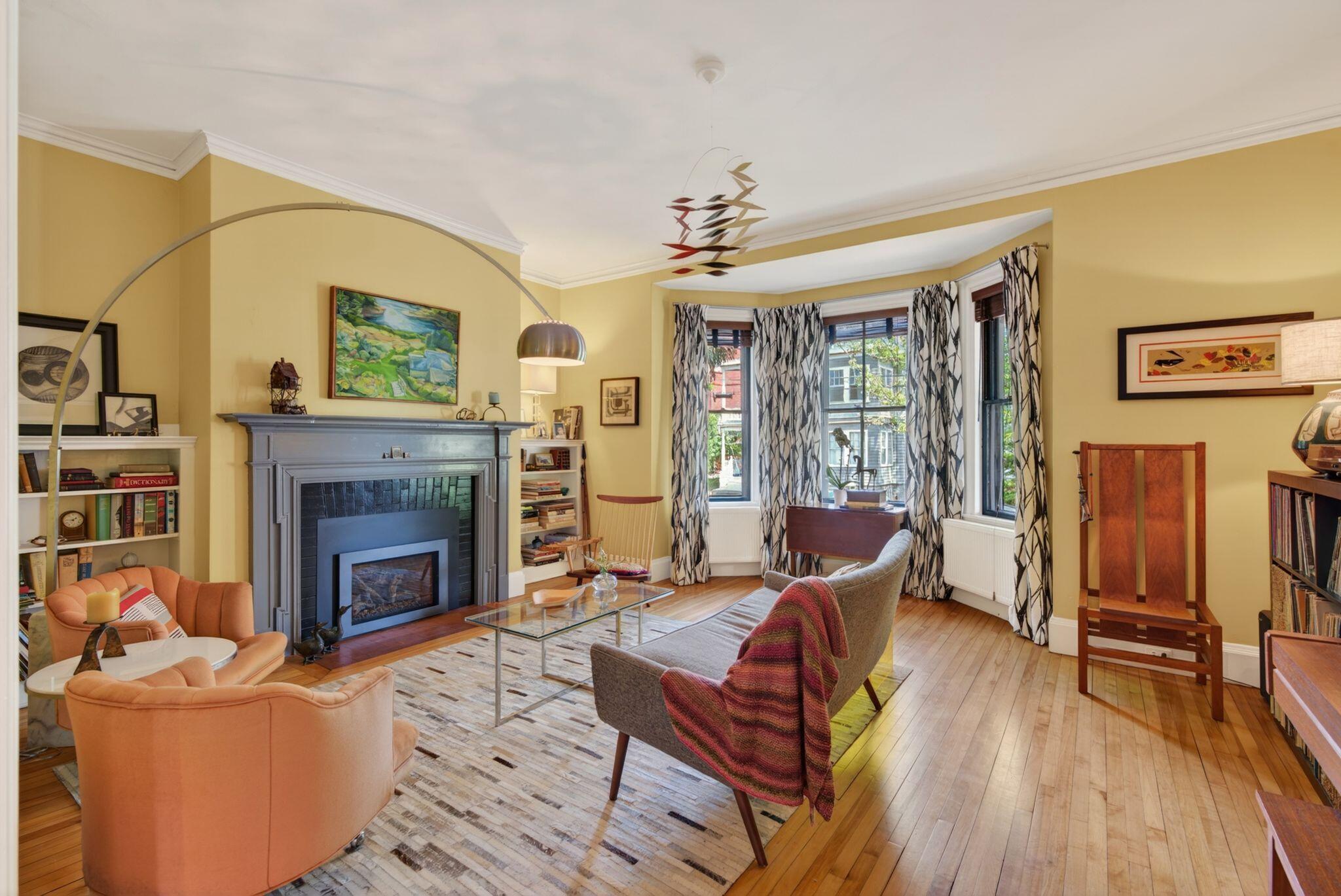 38 Neal Street Property Photo 7