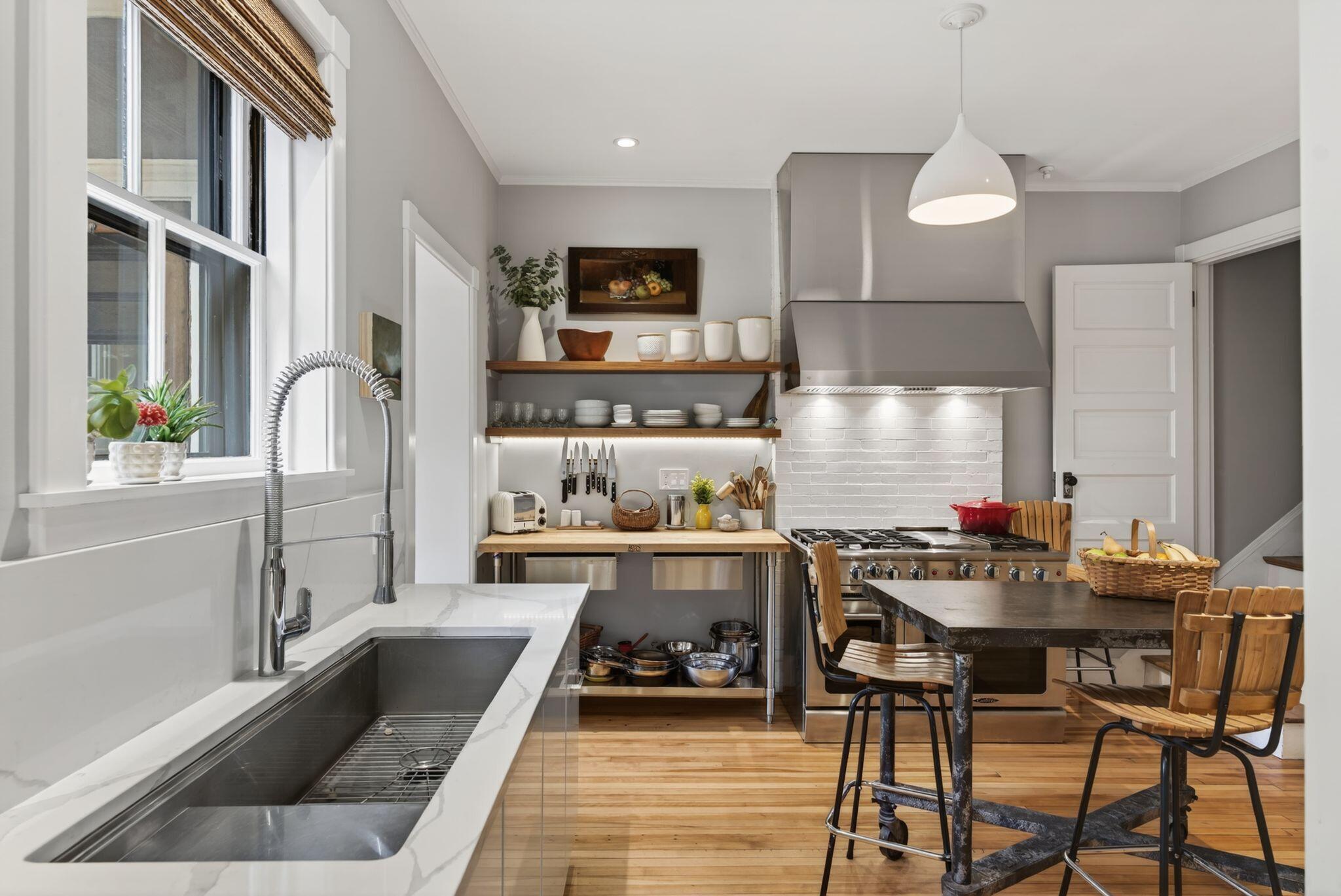 38 Neal Street Property Photo 14