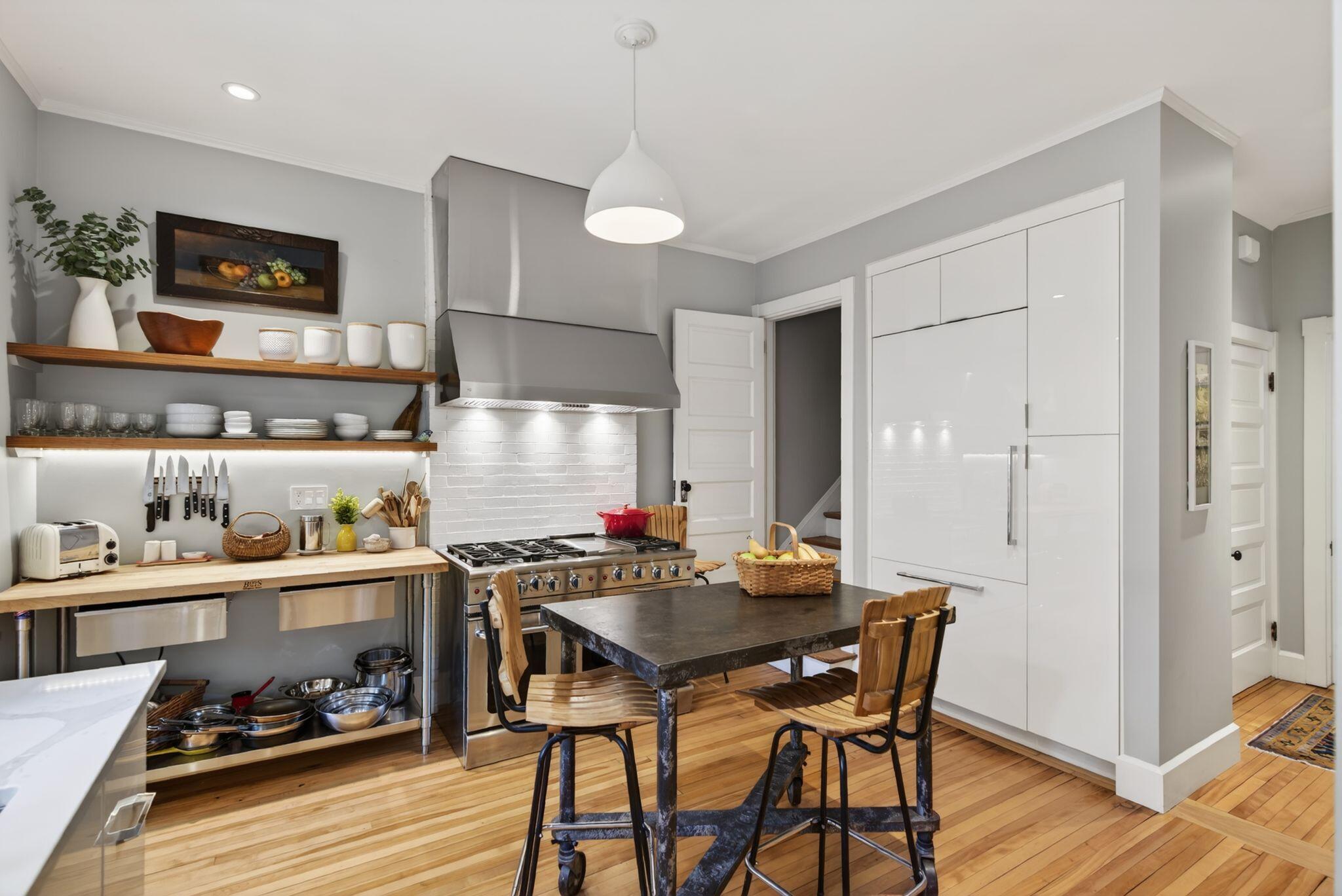 38 Neal Street Property Photo 15
