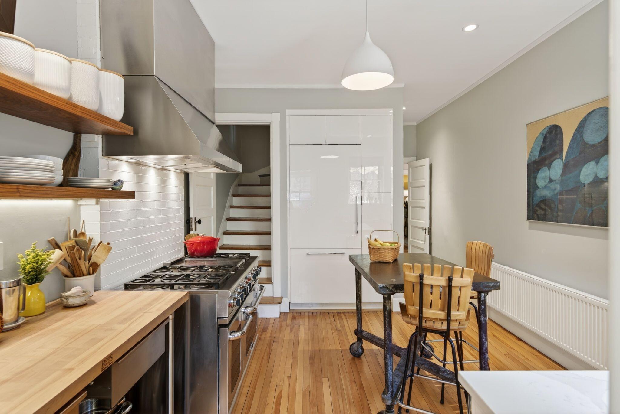 38 Neal Street Property Photo 16