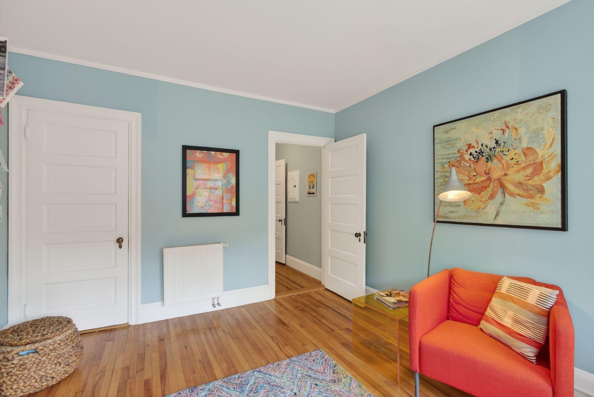 38 Neal Street Property Photo 30