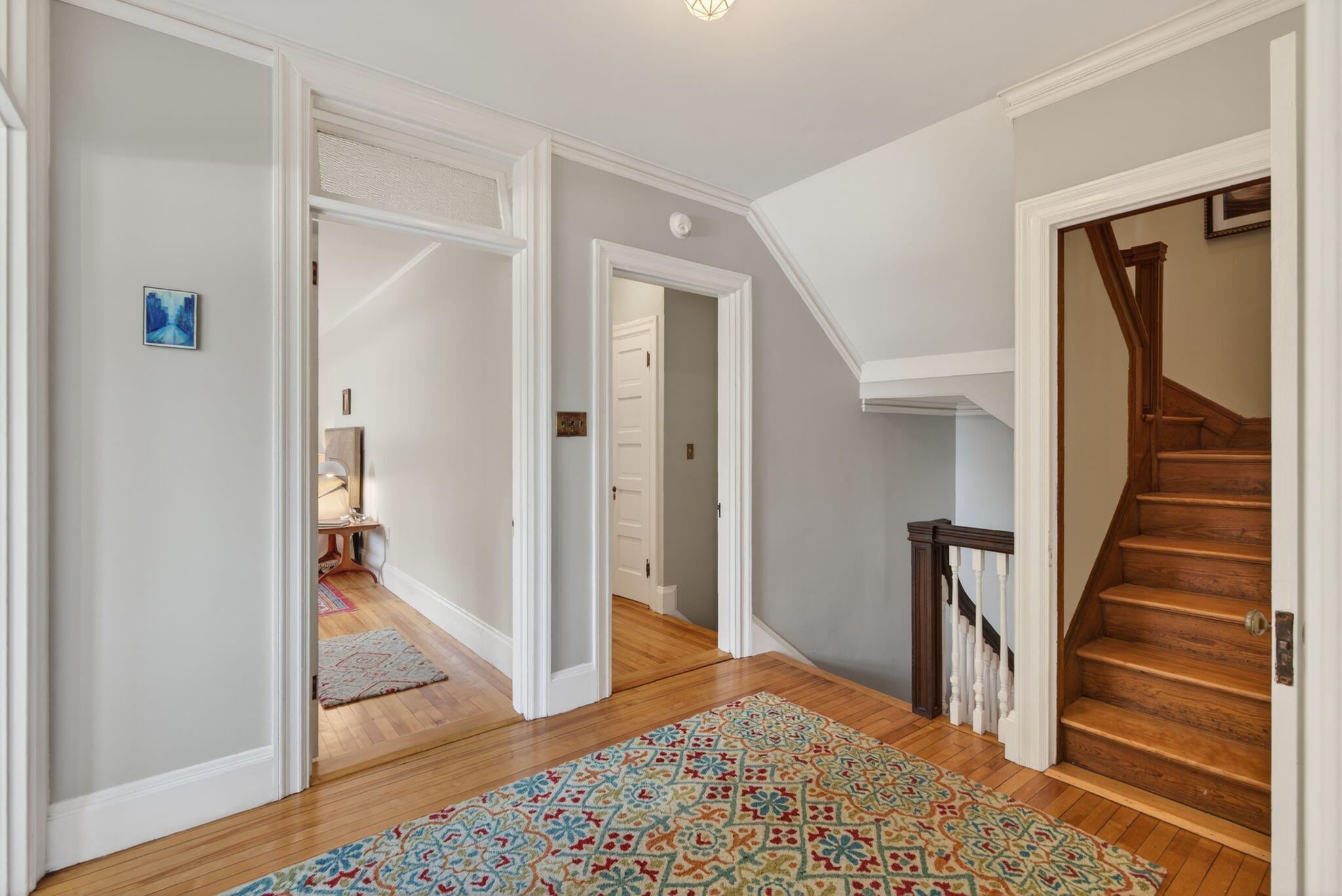 38 Neal Street Property Photo 36