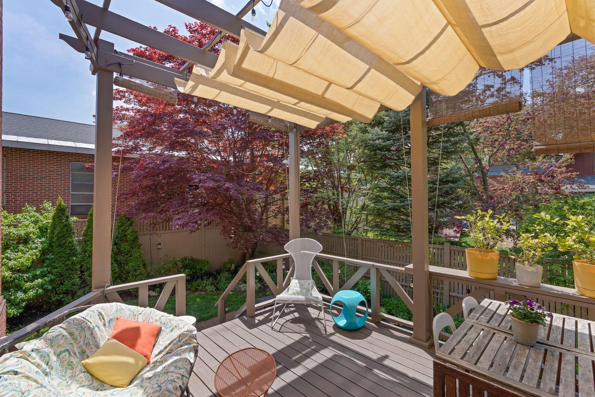 38 Neal Street Property Photo 41