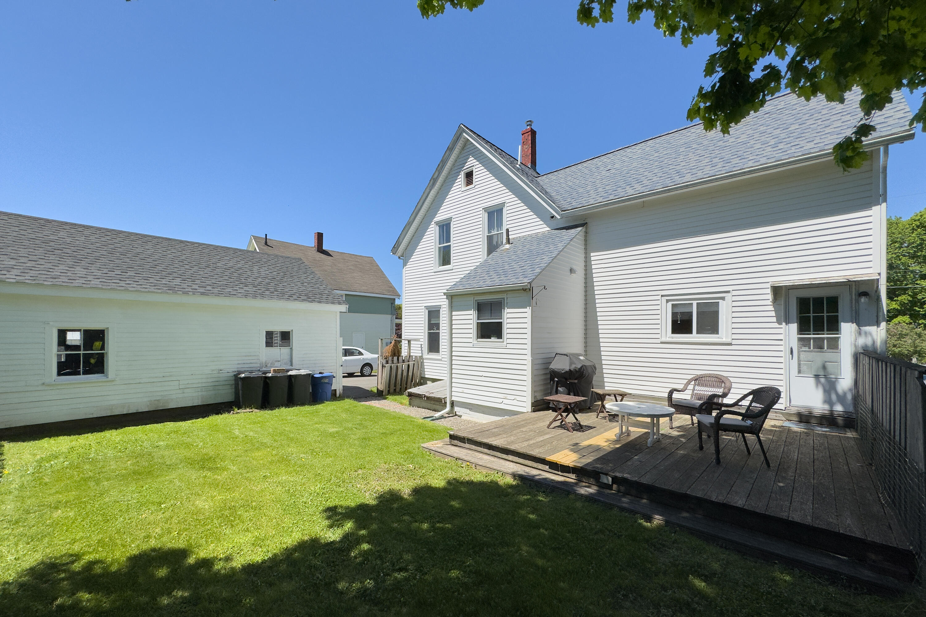 57 Crescent Street Property Photo 6