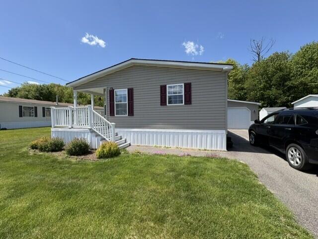 8 Windsor Drive Property Photo 1